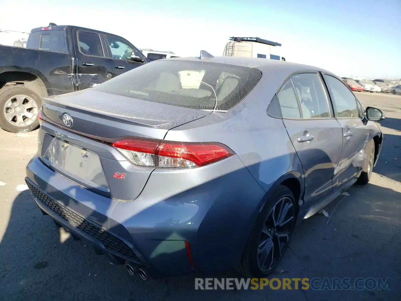 4 Photograph of a damaged car JTDS4RCE8LJ024344 TOYOTA COROLLA 2020