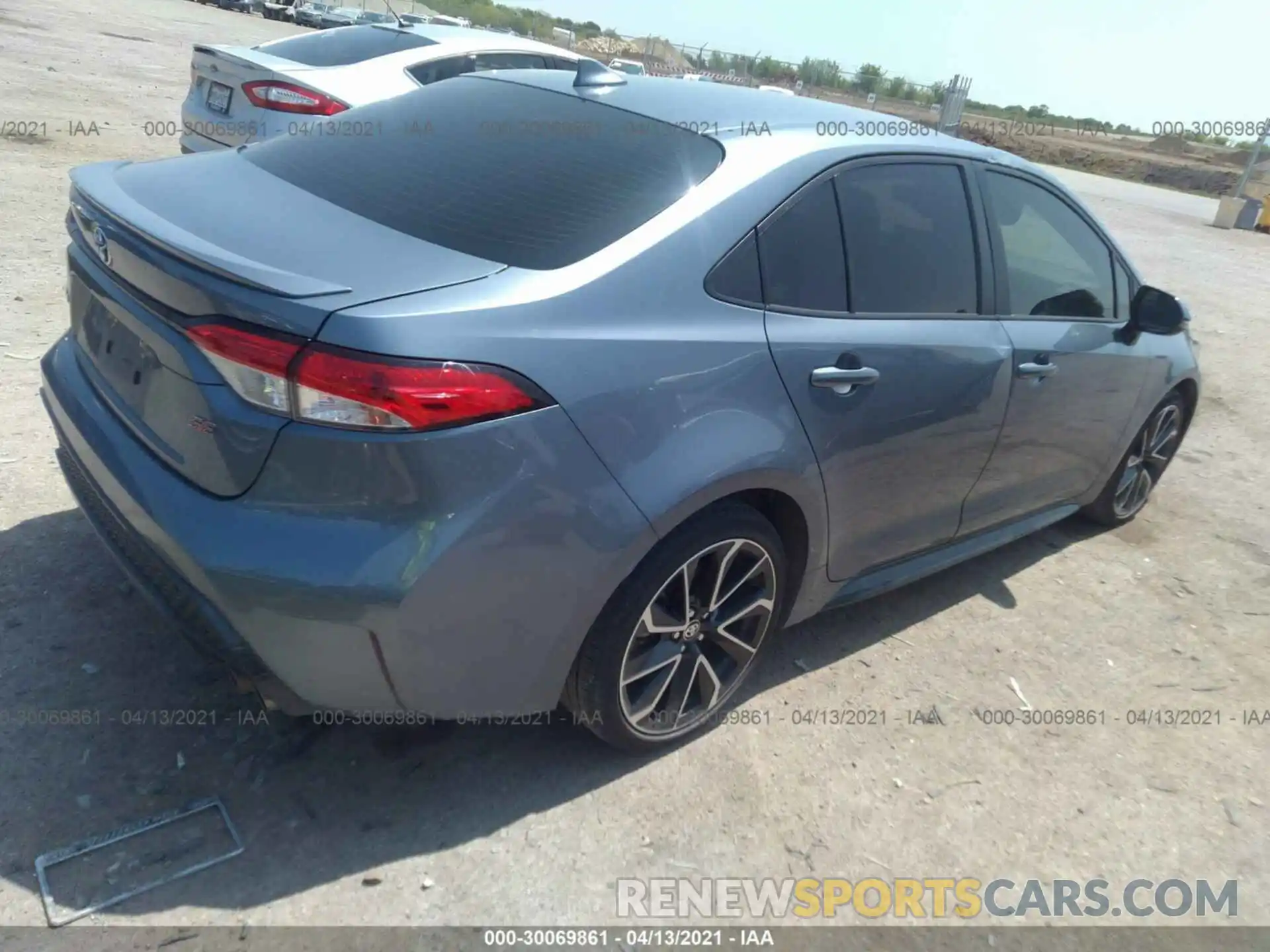 4 Photograph of a damaged car JTDS4RCE8LJ028524 TOYOTA COROLLA 2020