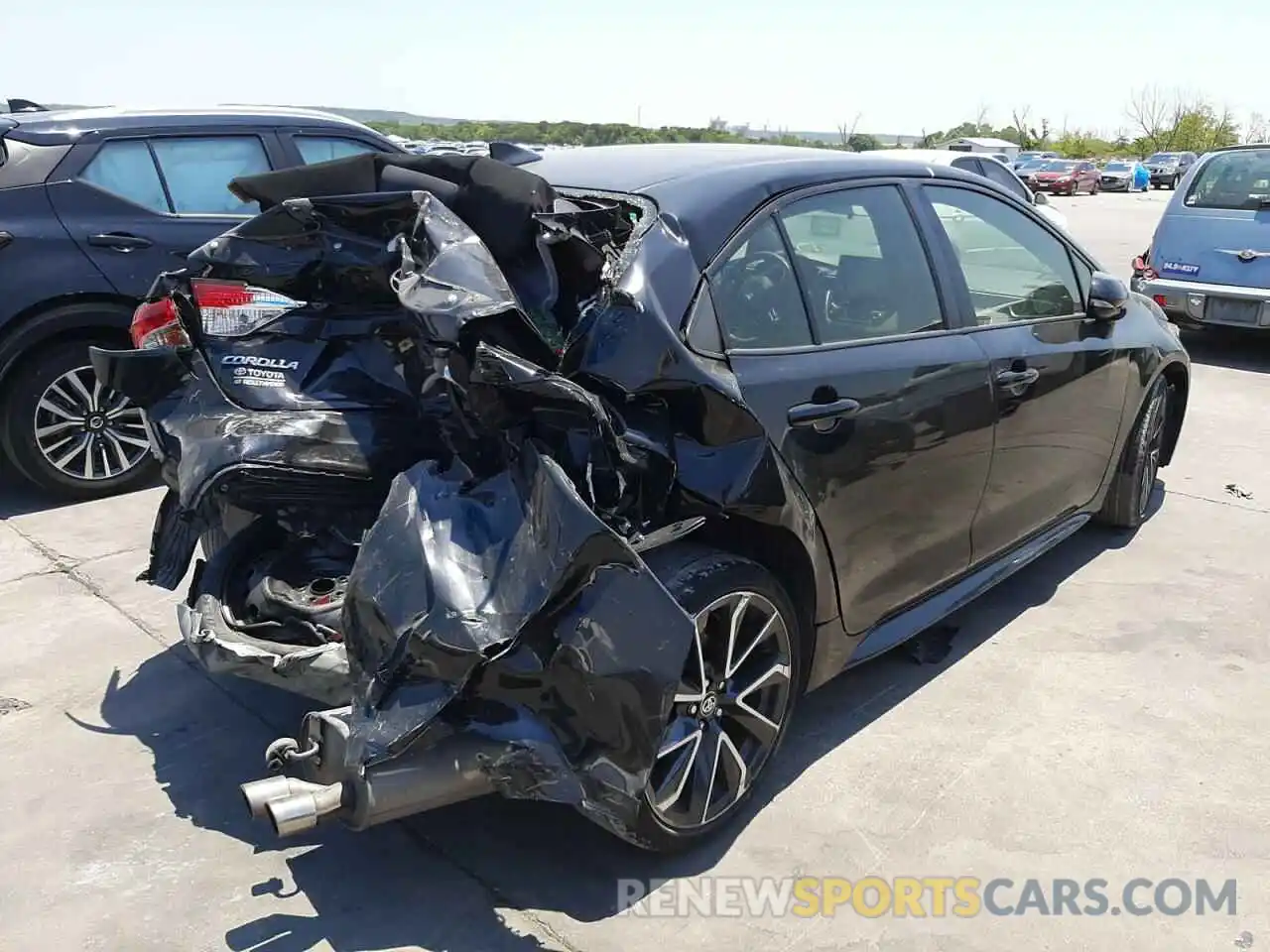 4 Photograph of a damaged car JTDS4RCE8LJ035635 TOYOTA COROLLA 2020