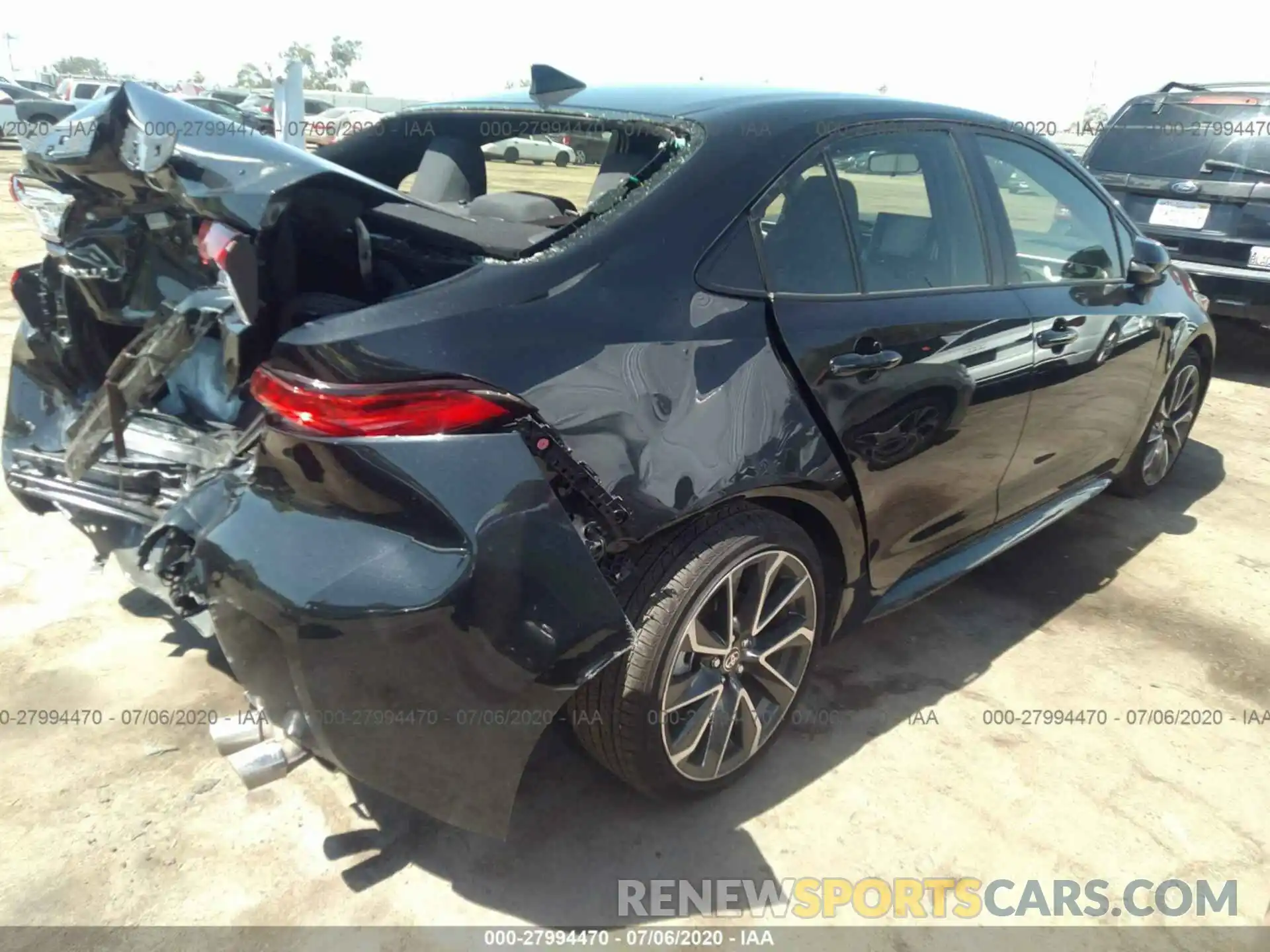 4 Photograph of a damaged car JTDS4RCE8LJ036641 TOYOTA COROLLA 2020