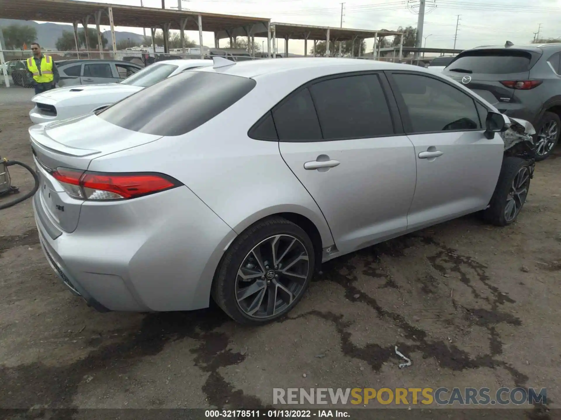 4 Photograph of a damaged car JTDS4RCE8LJ051852 TOYOTA COROLLA 2020