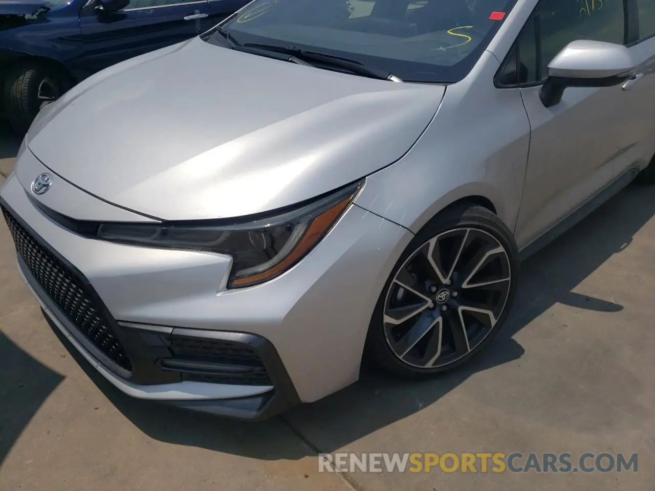 9 Photograph of a damaged car JTDS4RCE8LJ052886 TOYOTA COROLLA 2020