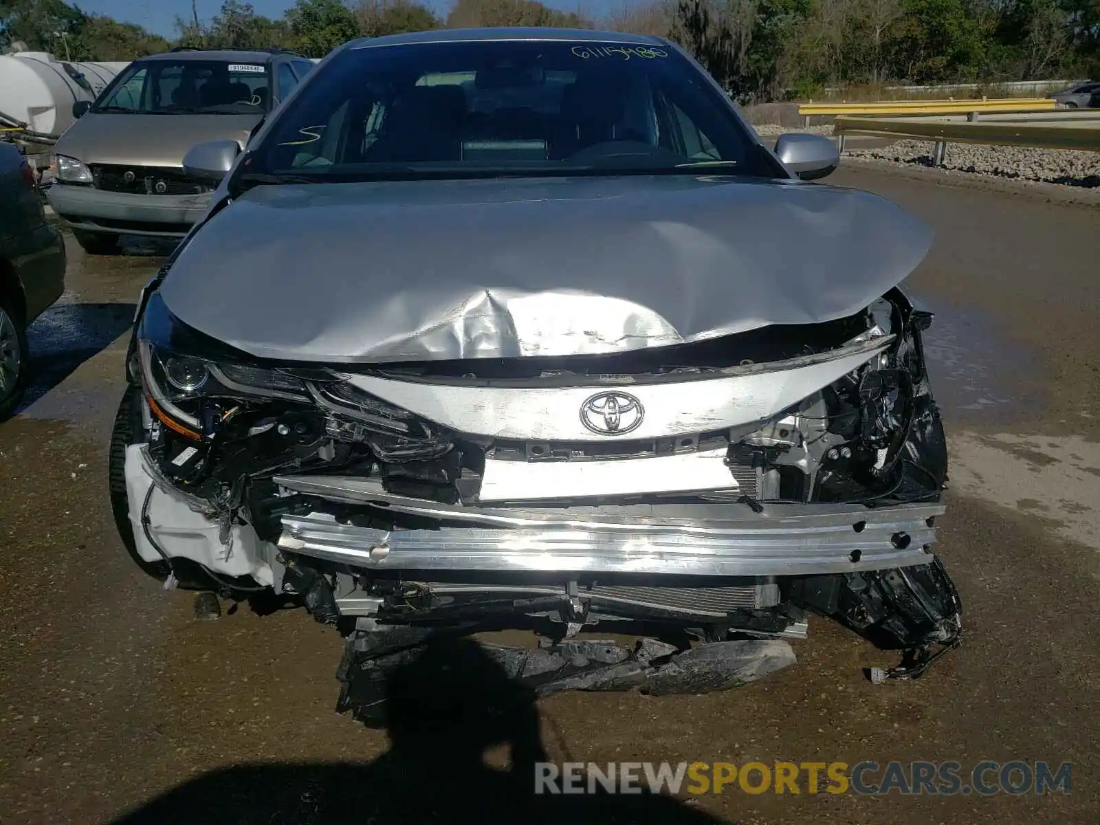 9 Photograph of a damaged car JTDS4RCE9LJ003275 TOYOTA COROLLA 2020