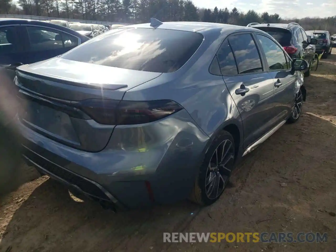 4 Photograph of a damaged car JTDS4RCE9LJ003602 TOYOTA COROLLA 2020