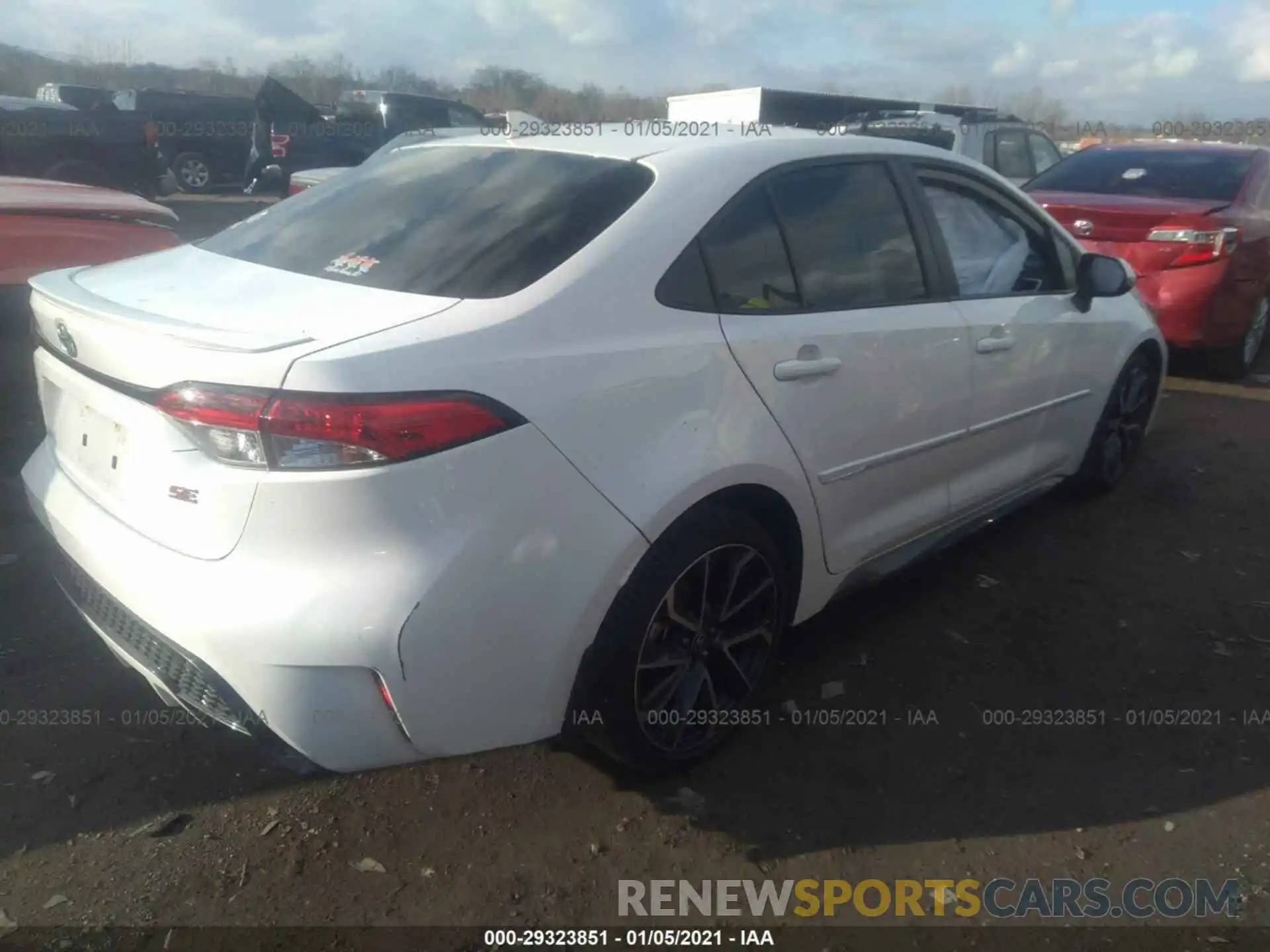 4 Photograph of a damaged car JTDS4RCE9LJ003843 TOYOTA COROLLA 2020