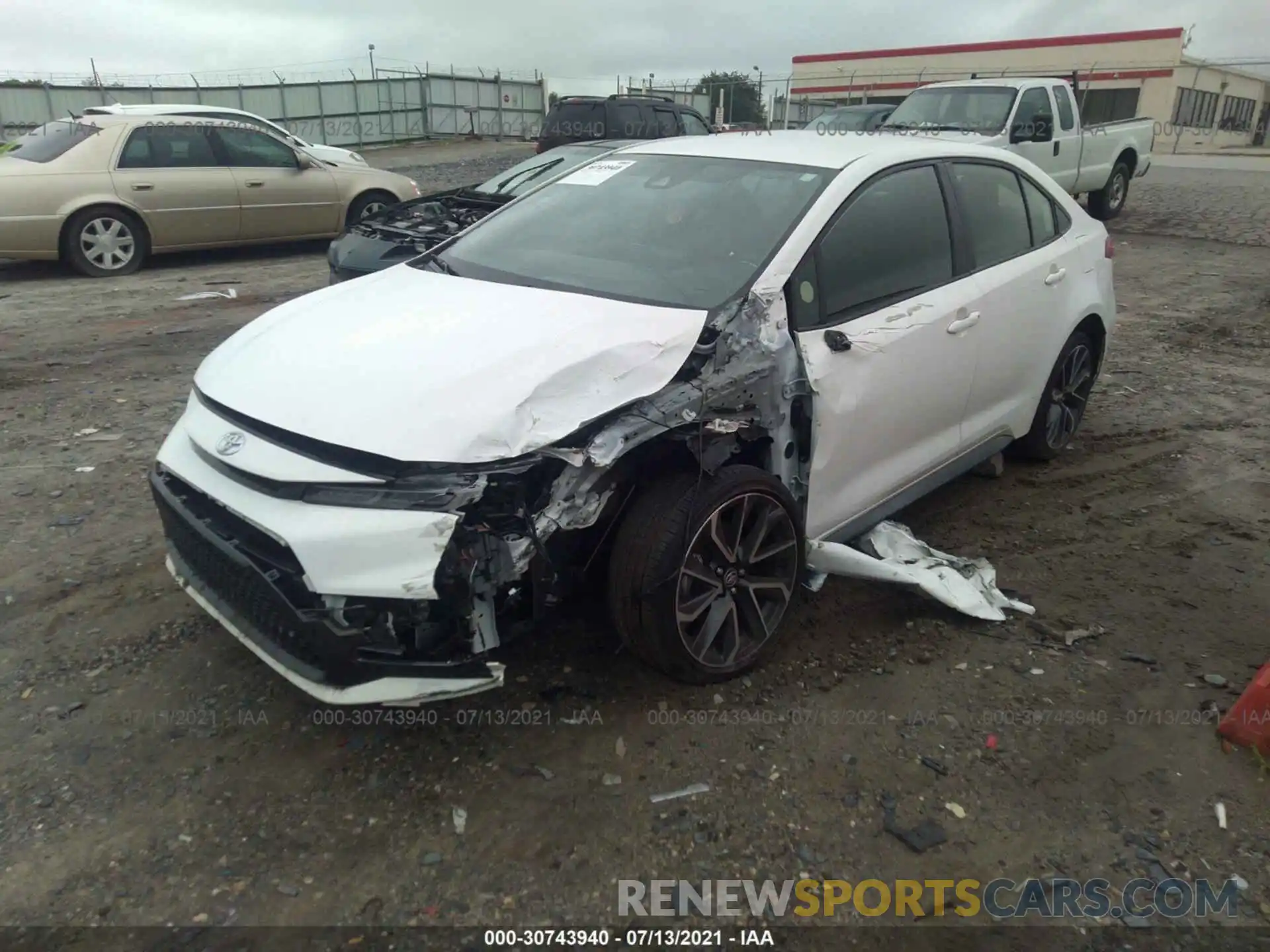 2 Photograph of a damaged car JTDS4RCE9LJ004913 TOYOTA COROLLA 2020