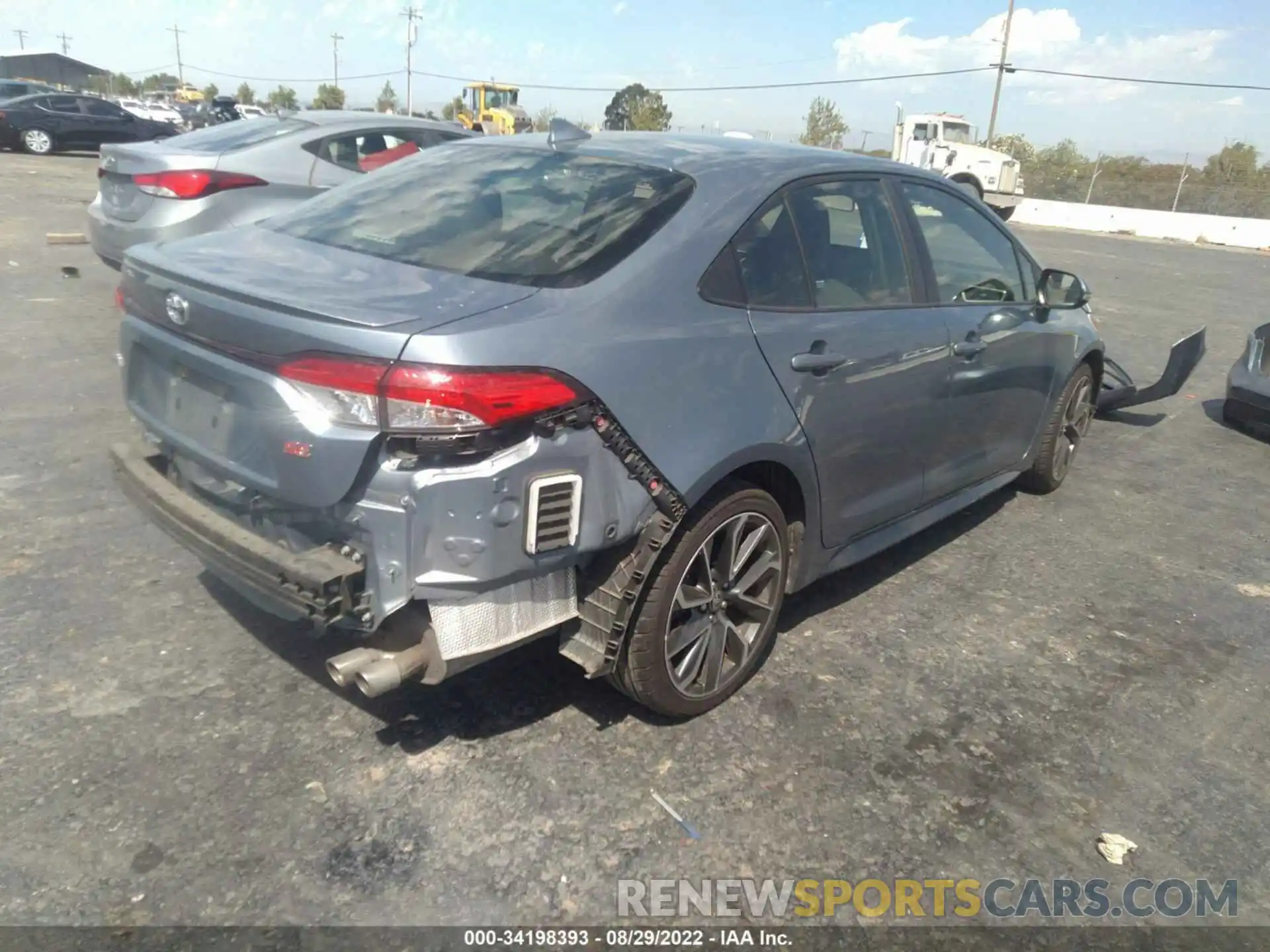 4 Photograph of a damaged car JTDS4RCE9LJ005219 TOYOTA COROLLA 2020