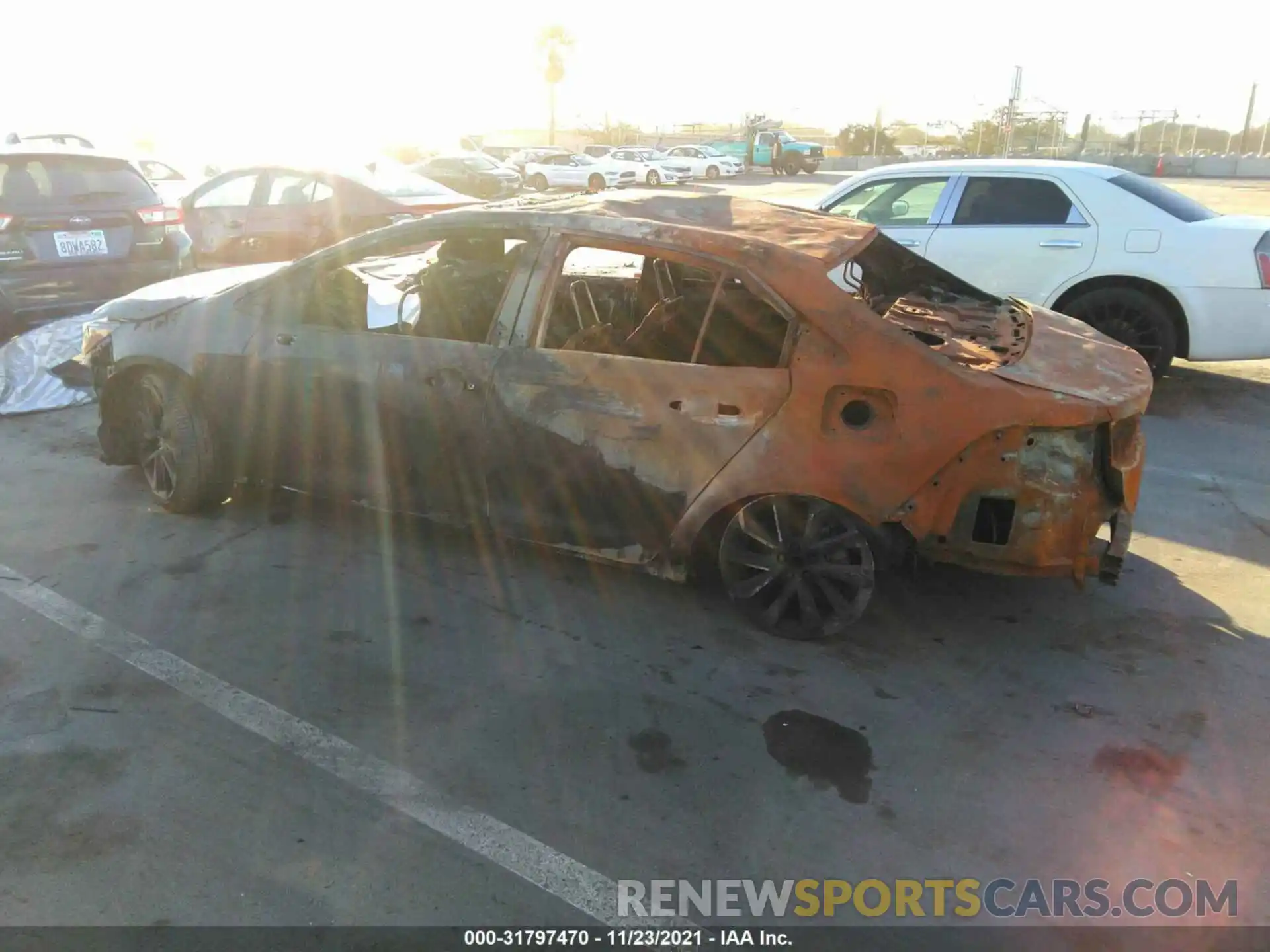 3 Photograph of a damaged car JTDS4RCE9LJ010582 TOYOTA COROLLA 2020