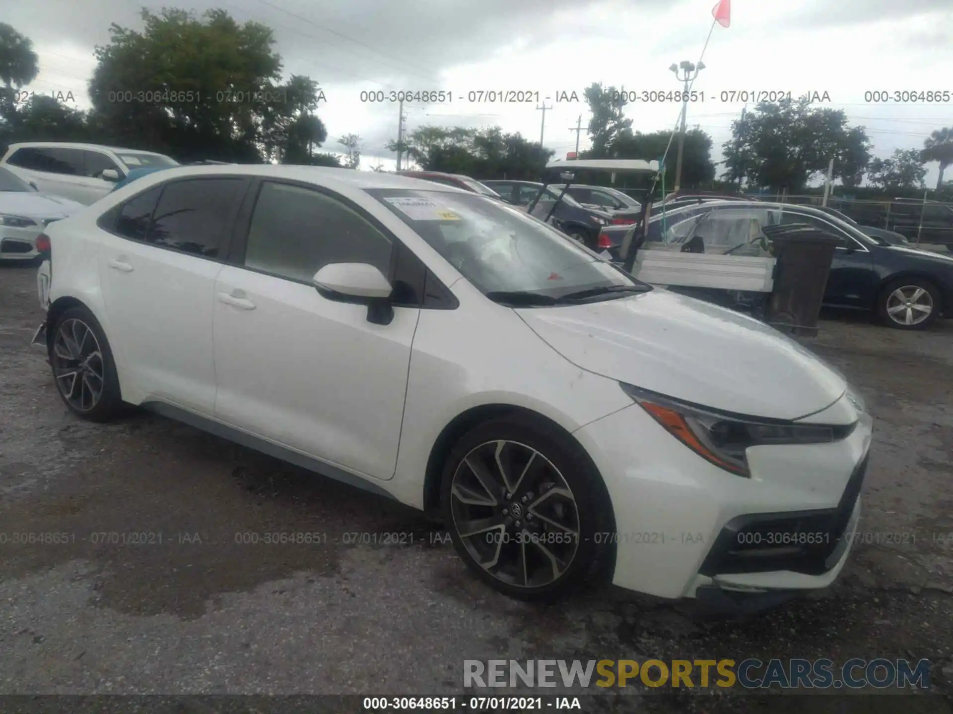 1 Photograph of a damaged car JTDS4RCE9LJ010937 TOYOTA COROLLA 2020