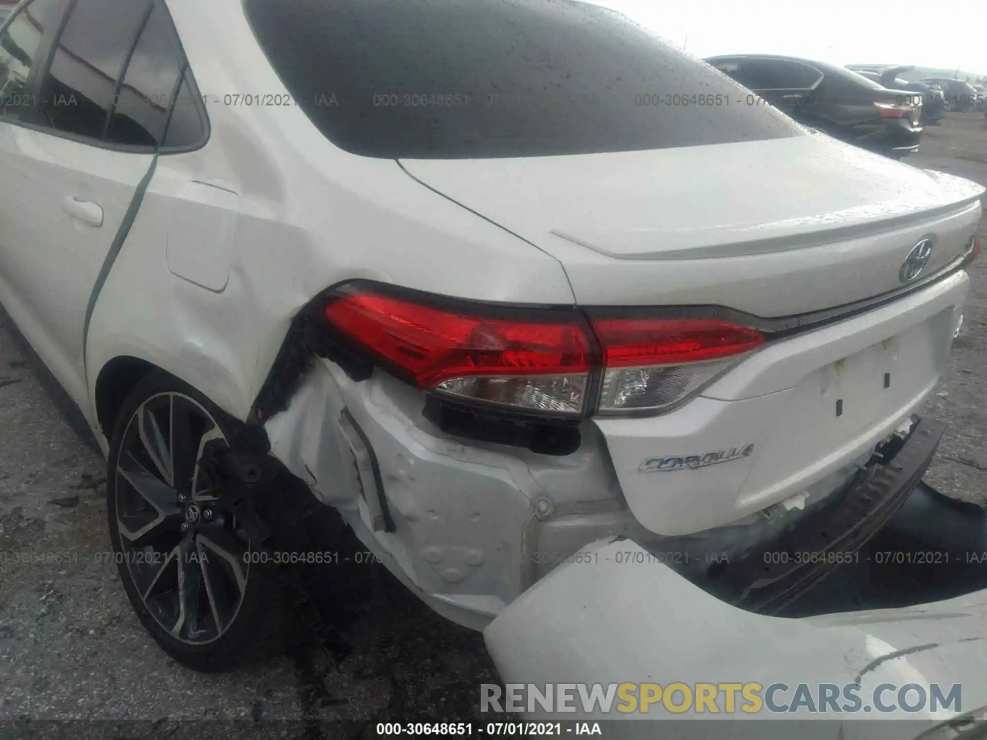 6 Photograph of a damaged car JTDS4RCE9LJ010937 TOYOTA COROLLA 2020