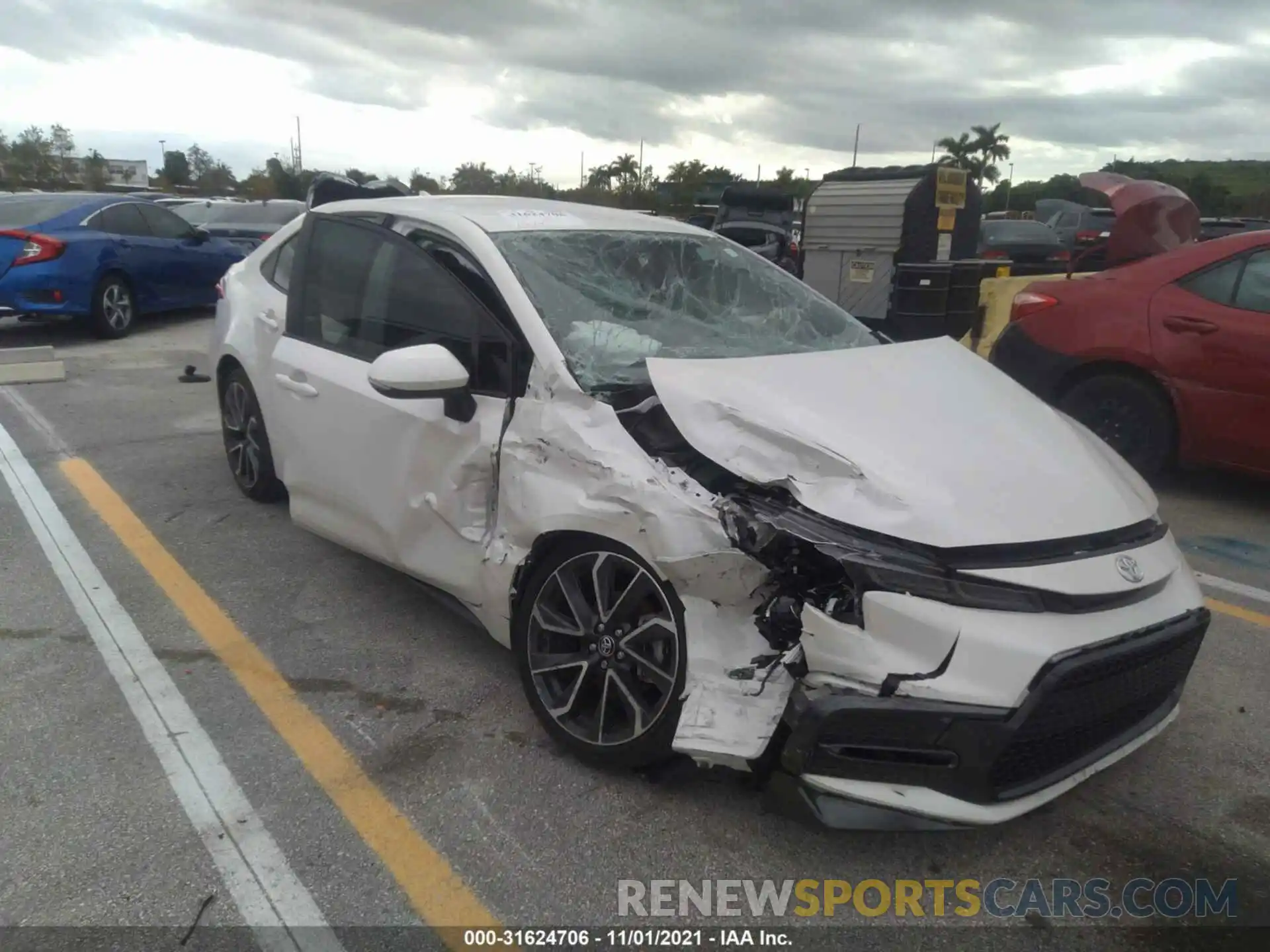 6 Photograph of a damaged car JTDS4RCE9LJ013076 TOYOTA COROLLA 2020