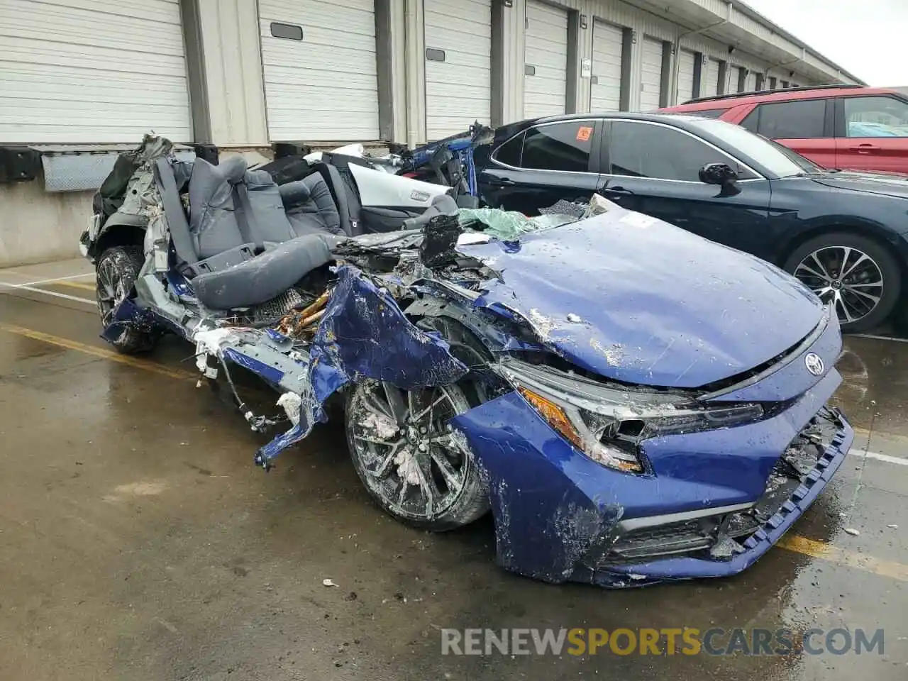 4 Photograph of a damaged car JTDS4RCE9LJ013885 TOYOTA COROLLA 2020