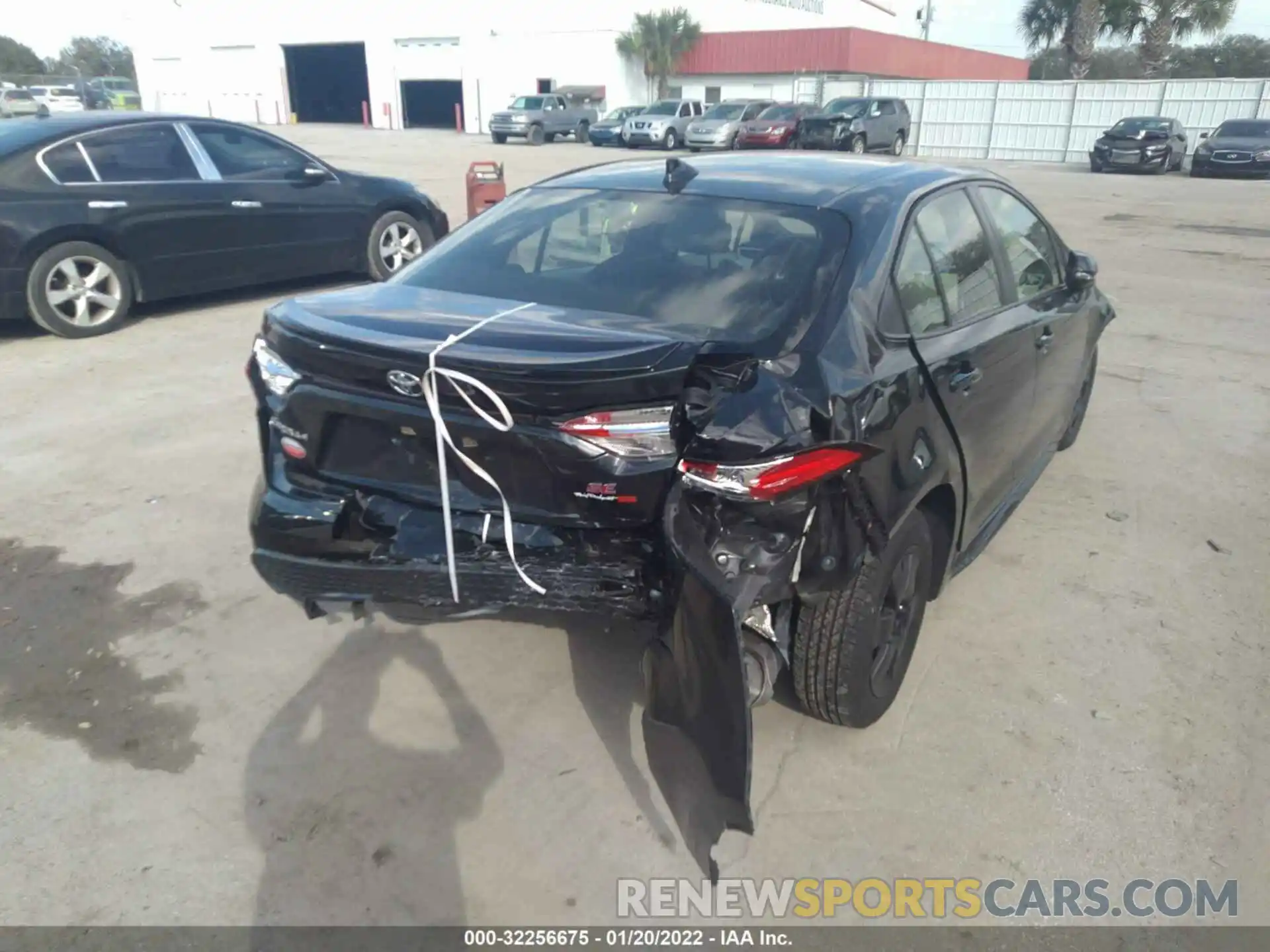 6 Photograph of a damaged car JTDS4RCE9LJ014759 TOYOTA COROLLA 2020