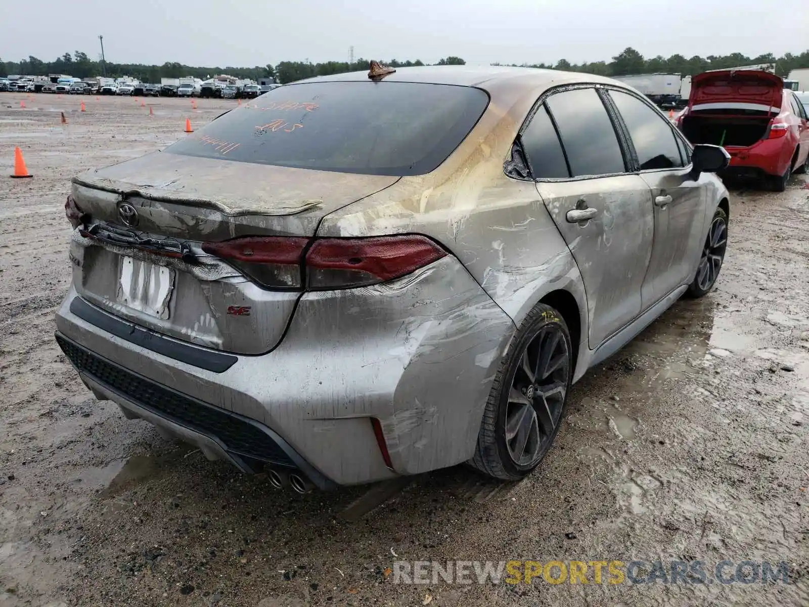 4 Photograph of a damaged car JTDS4RCE9LJ015118 TOYOTA COROLLA 2020