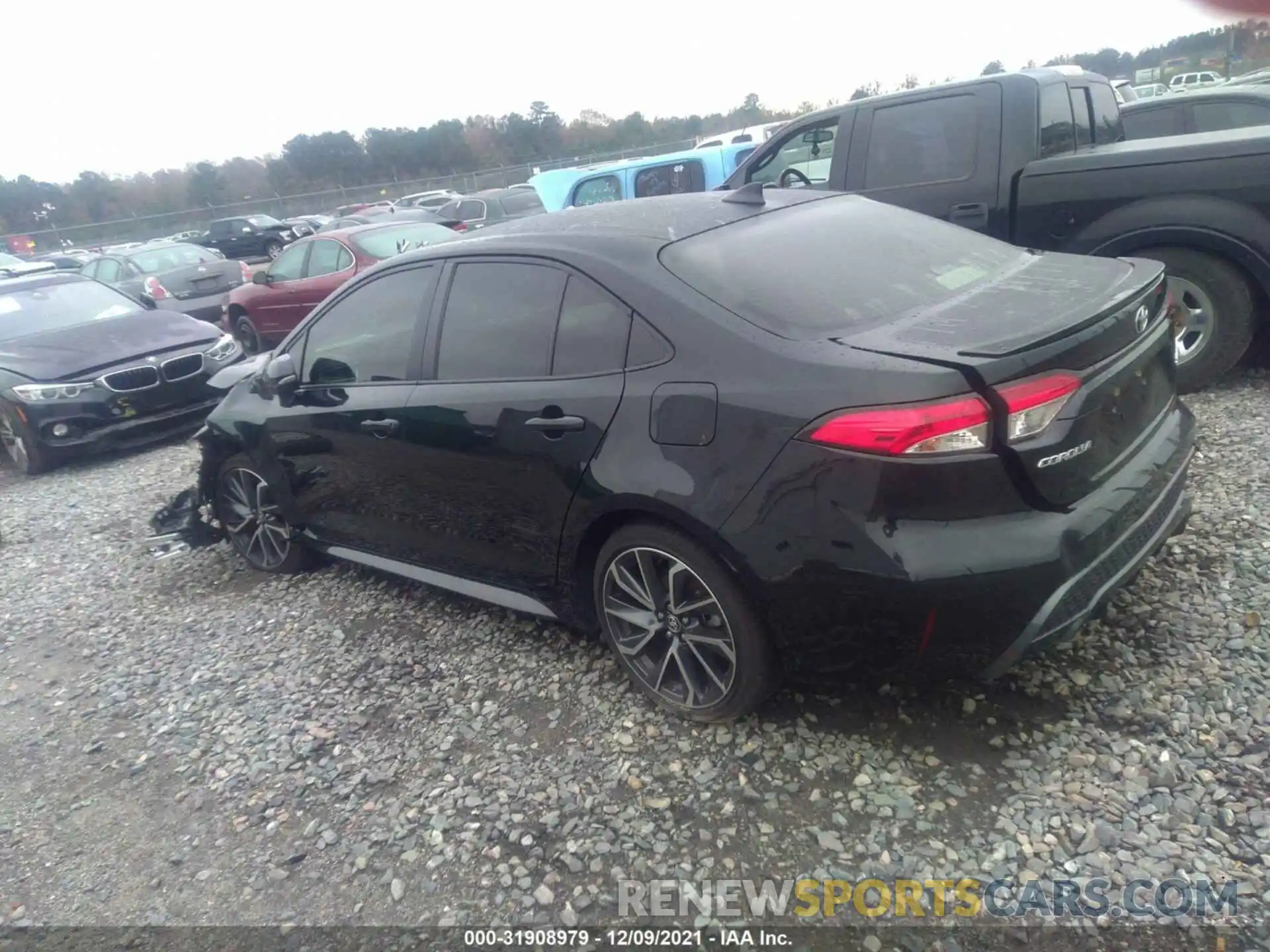 3 Photograph of a damaged car JTDS4RCE9LJ015295 TOYOTA COROLLA 2020