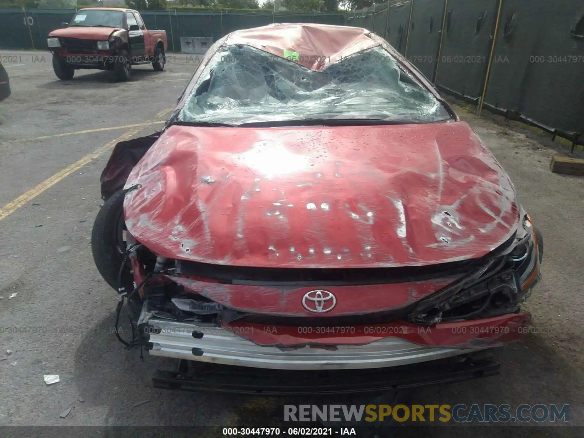 6 Photograph of a damaged car JTDS4RCE9LJ015670 TOYOTA COROLLA 2020