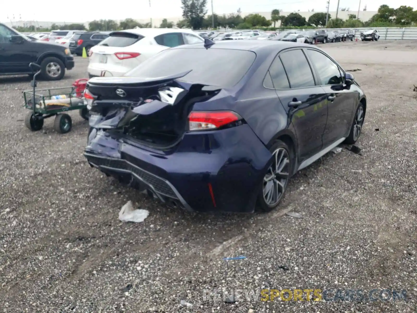 4 Photograph of a damaged car JTDS4RCE9LJ017077 TOYOTA COROLLA 2020