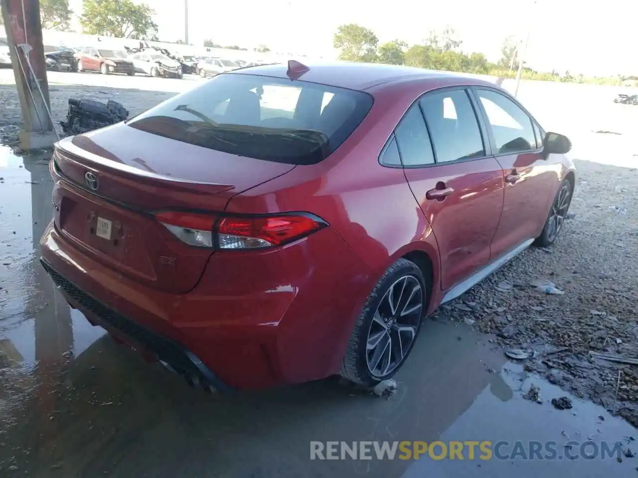 4 Photograph of a damaged car JTDS4RCE9LJ019119 TOYOTA COROLLA 2020