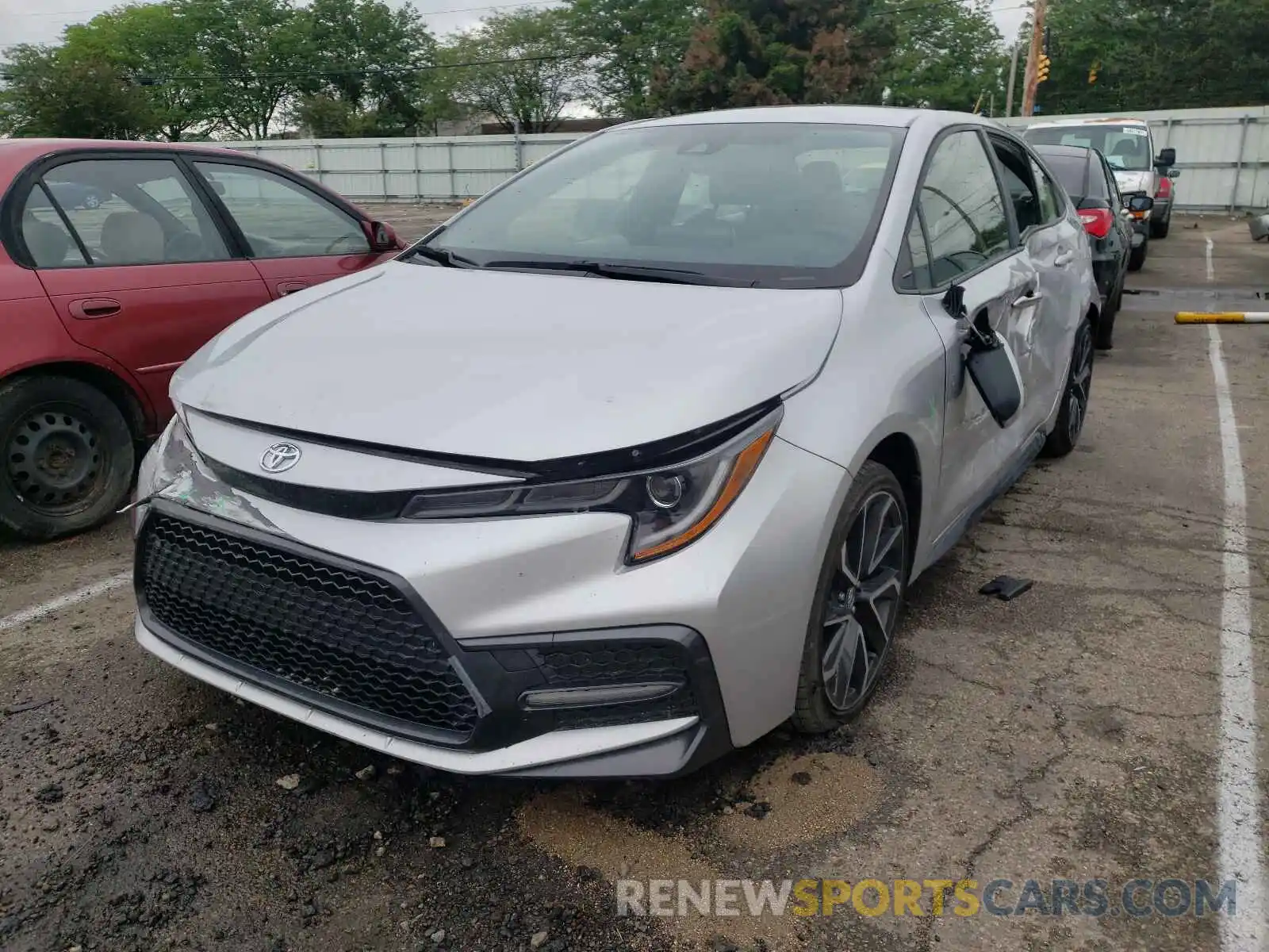 2 Photograph of a damaged car JTDS4RCE9LJ024806 TOYOTA COROLLA 2020