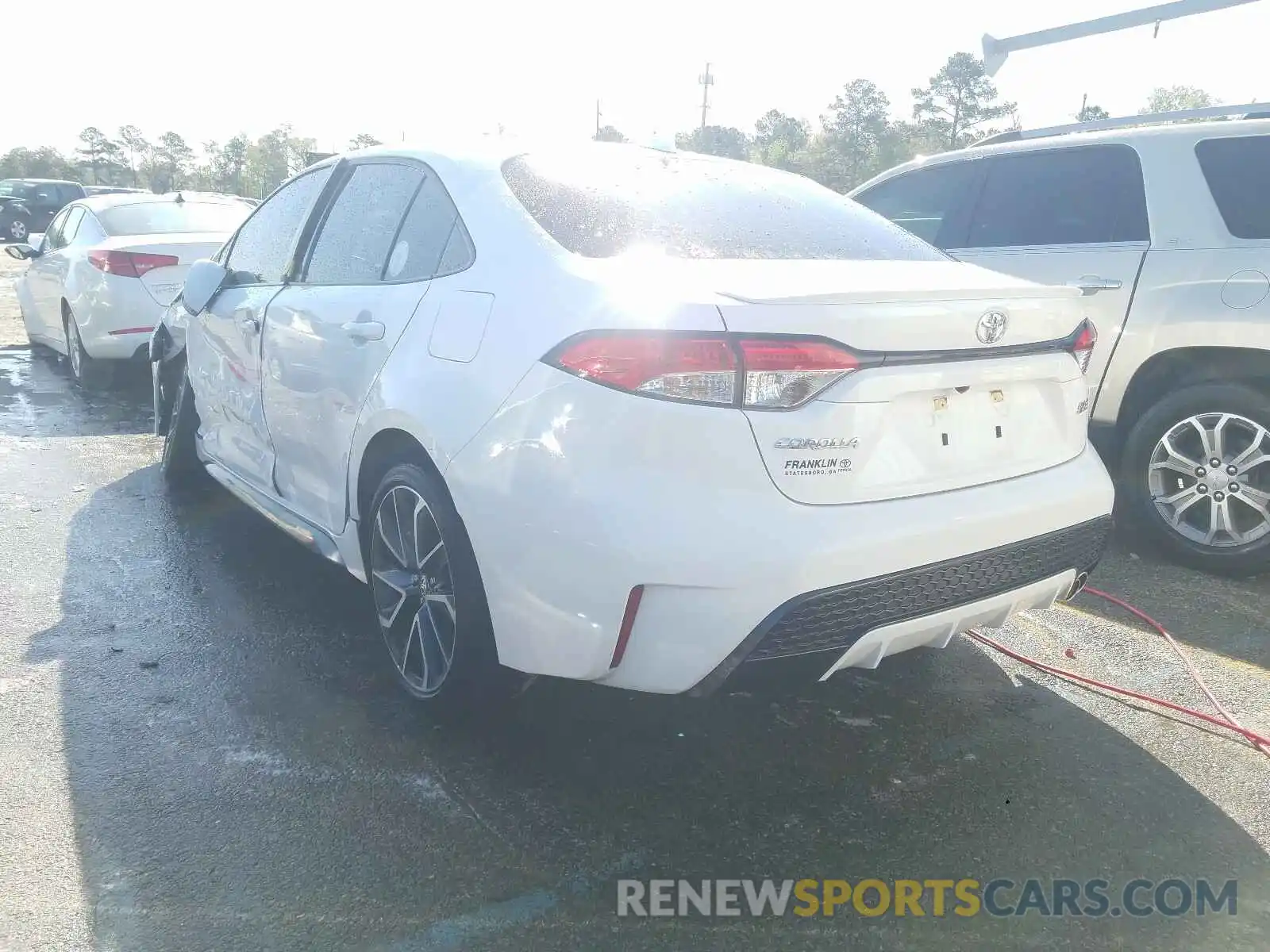 3 Photograph of a damaged car JTDS4RCE9LJ028872 TOYOTA COROLLA 2020