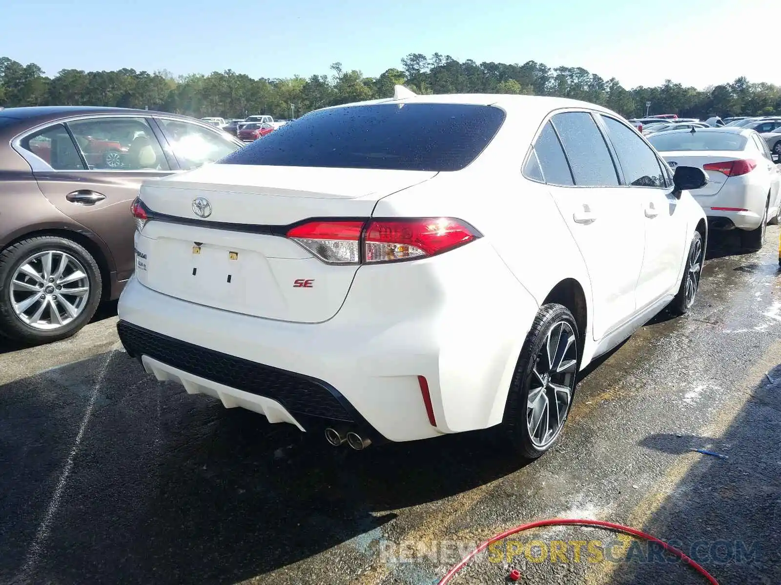 4 Photograph of a damaged car JTDS4RCE9LJ028872 TOYOTA COROLLA 2020