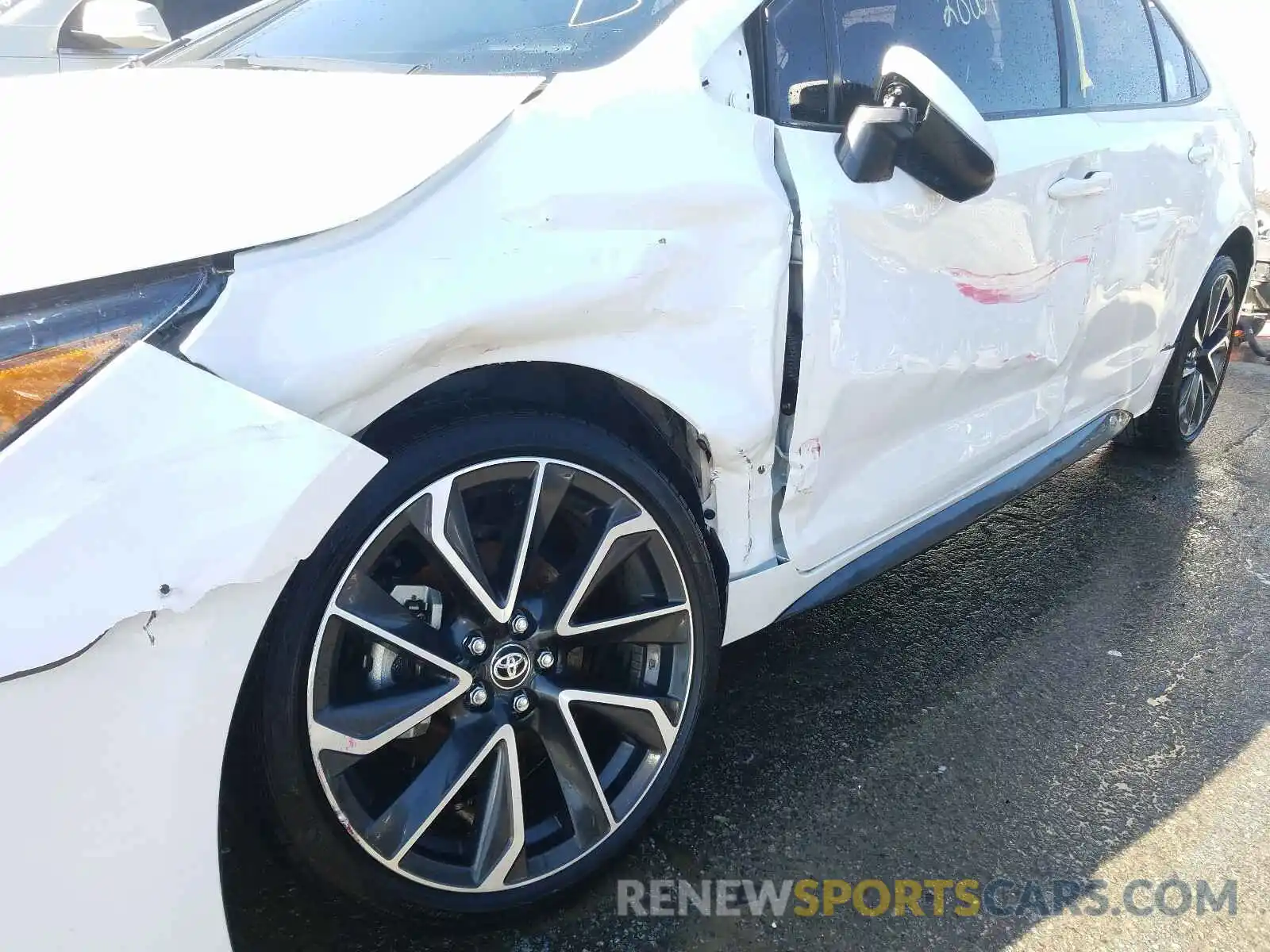 9 Photograph of a damaged car JTDS4RCE9LJ028872 TOYOTA COROLLA 2020