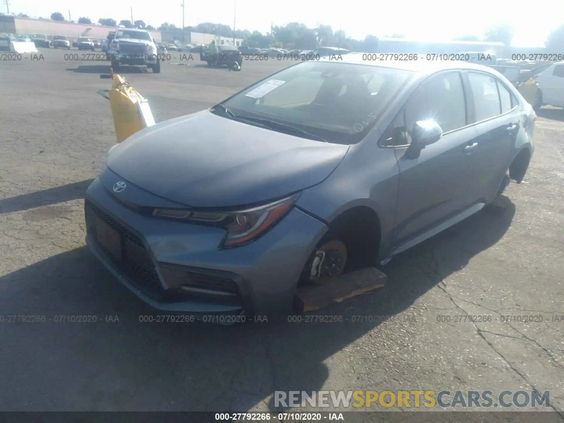 2 Photograph of a damaged car JTDS4RCE9LJ031156 TOYOTA COROLLA 2020