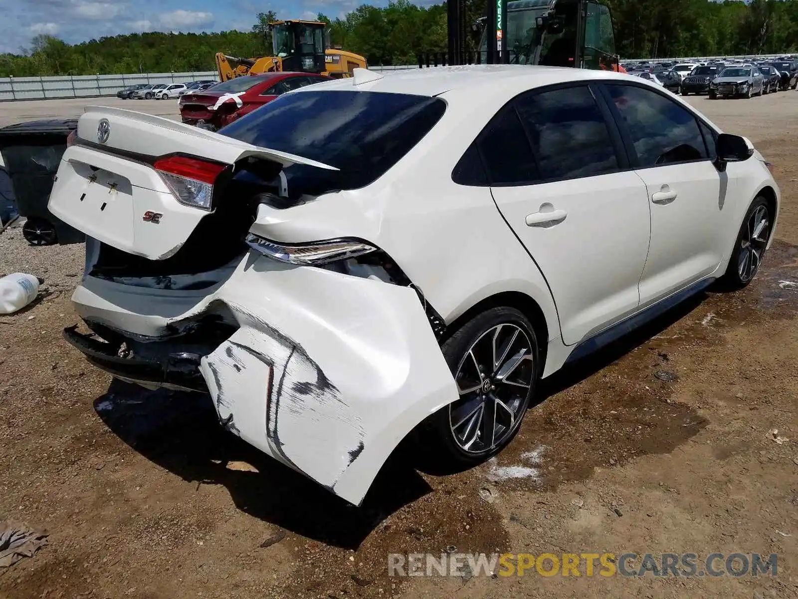 4 Photograph of a damaged car JTDS4RCE9LJ033361 TOYOTA COROLLA 2020