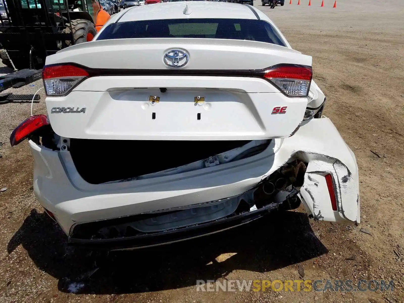 9 Photograph of a damaged car JTDS4RCE9LJ033361 TOYOTA COROLLA 2020