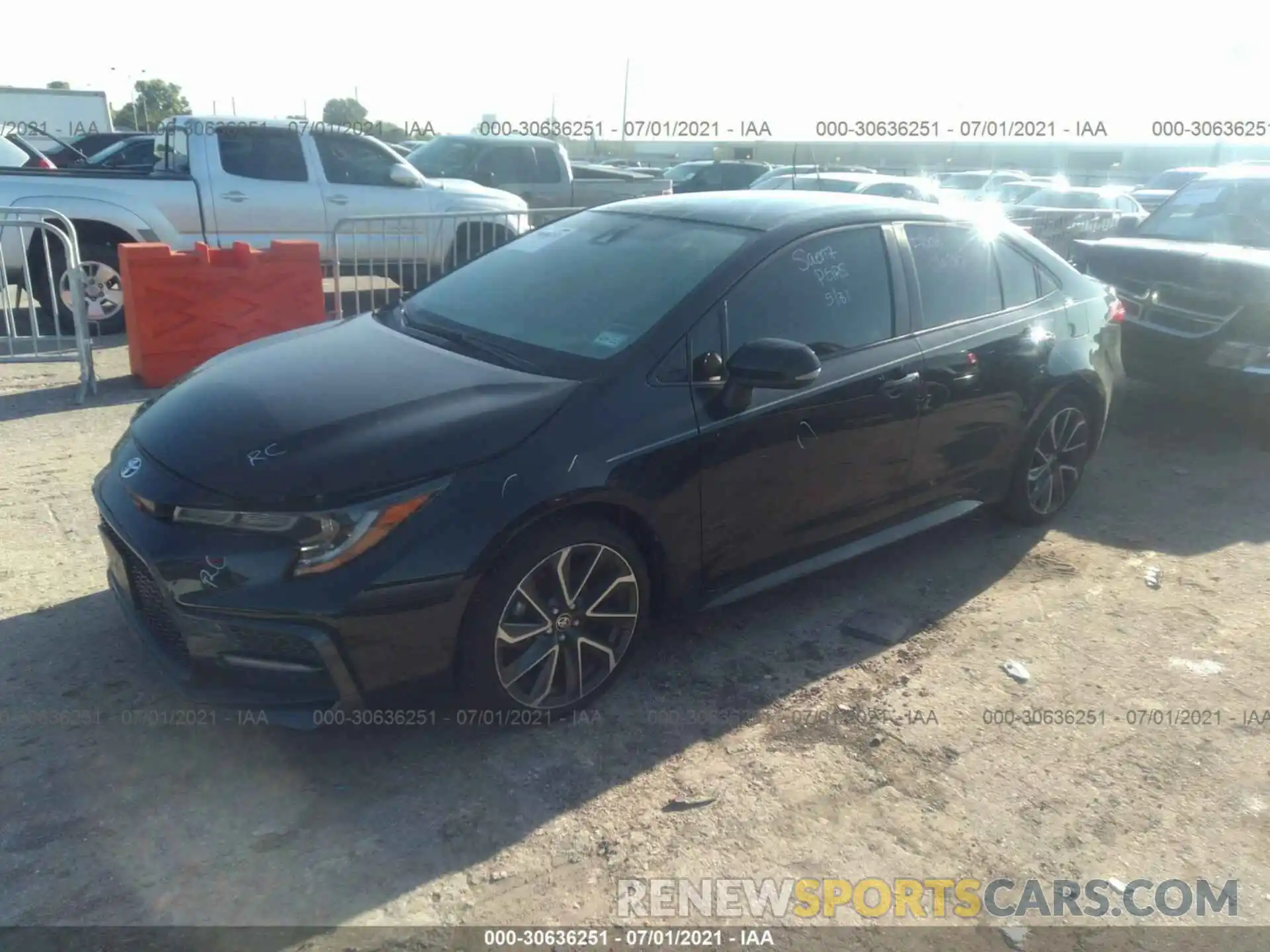 2 Photograph of a damaged car JTDS4RCE9LJ034705 TOYOTA COROLLA 2020