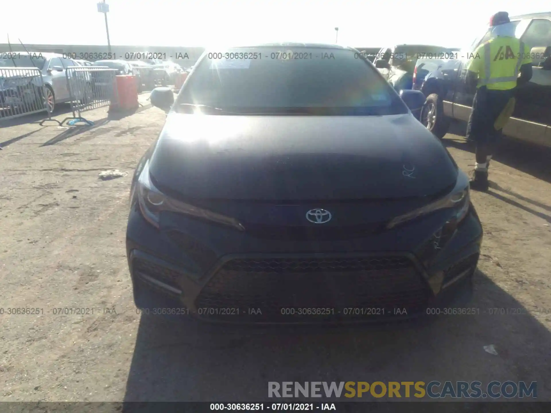 6 Photograph of a damaged car JTDS4RCE9LJ034705 TOYOTA COROLLA 2020