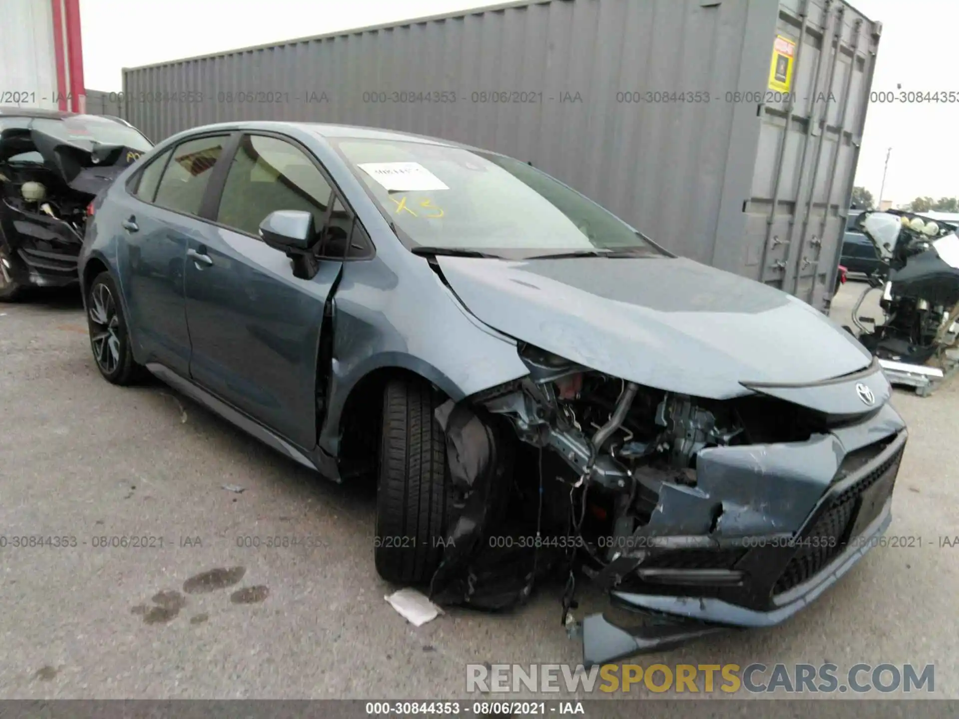 1 Photograph of a damaged car JTDS4RCE9LJ035112 TOYOTA COROLLA 2020