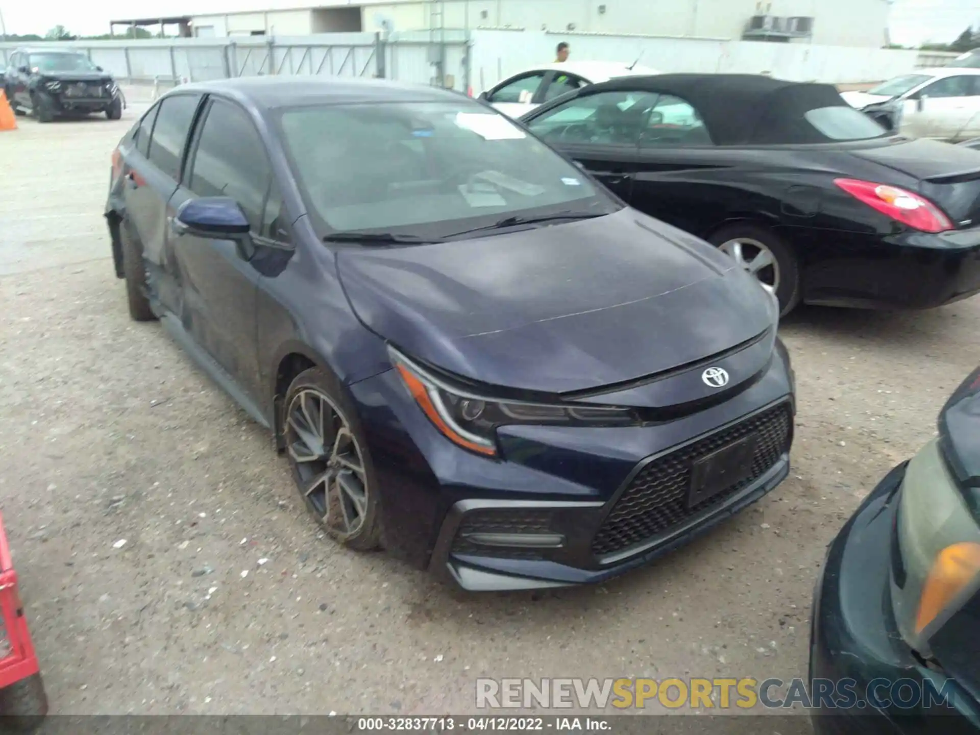 1 Photograph of a damaged car JTDS4RCE9LJ039676 TOYOTA COROLLA 2020