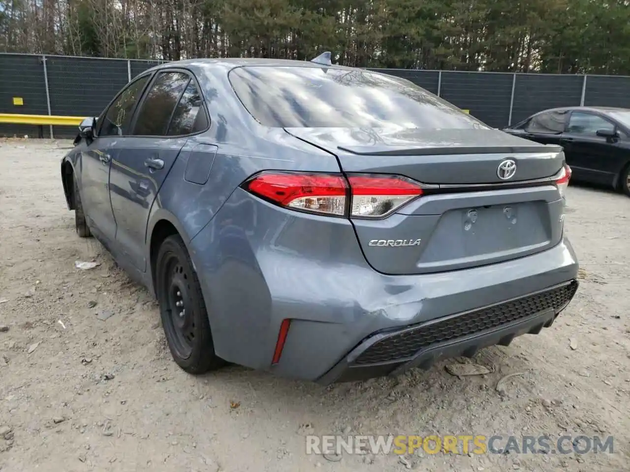 3 Photograph of a damaged car JTDS4RCE9LJ039970 TOYOTA COROLLA 2020