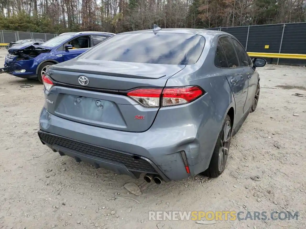 4 Photograph of a damaged car JTDS4RCE9LJ039970 TOYOTA COROLLA 2020