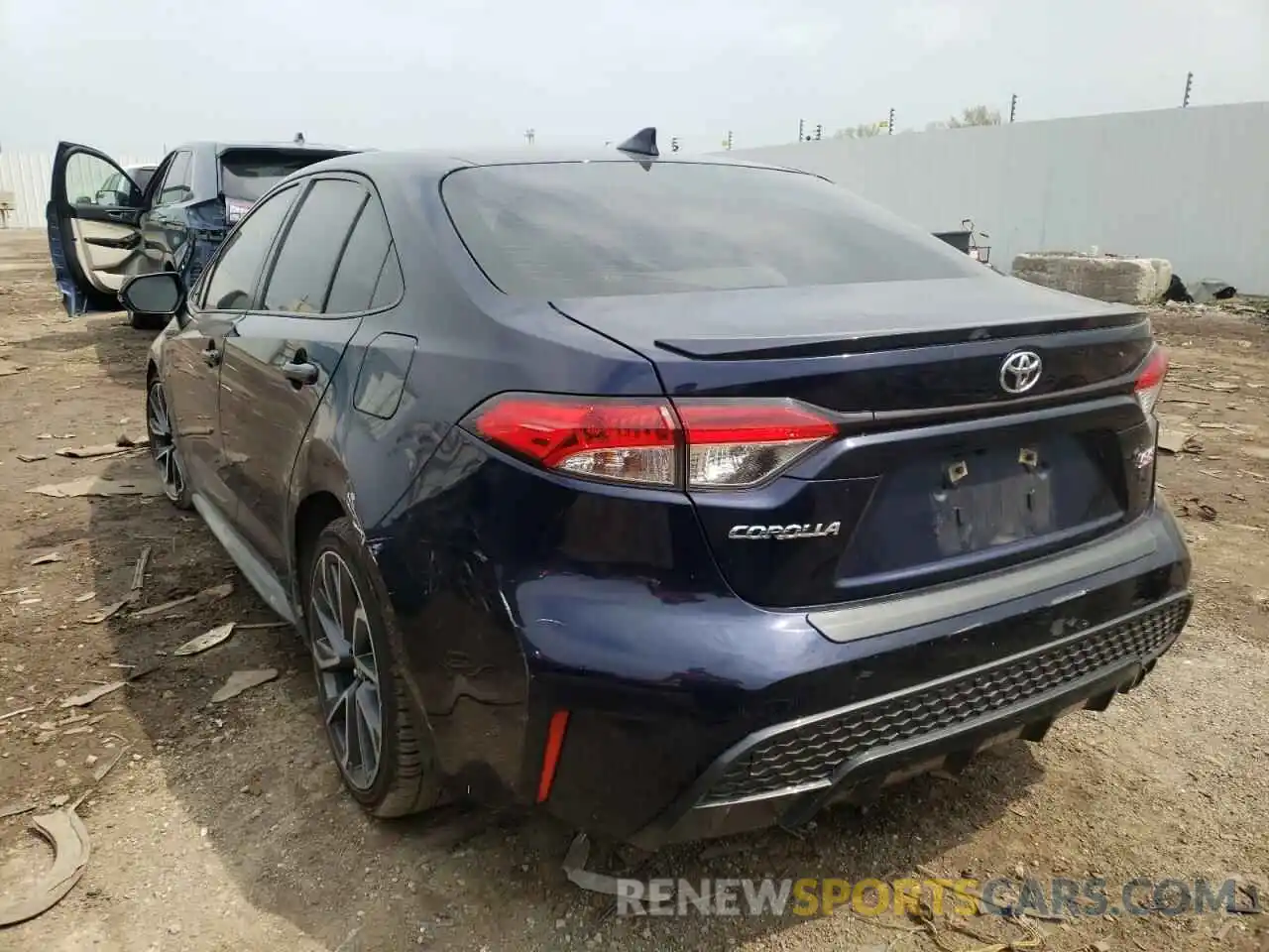 3 Photograph of a damaged car JTDS4RCE9LJ040682 TOYOTA COROLLA 2020