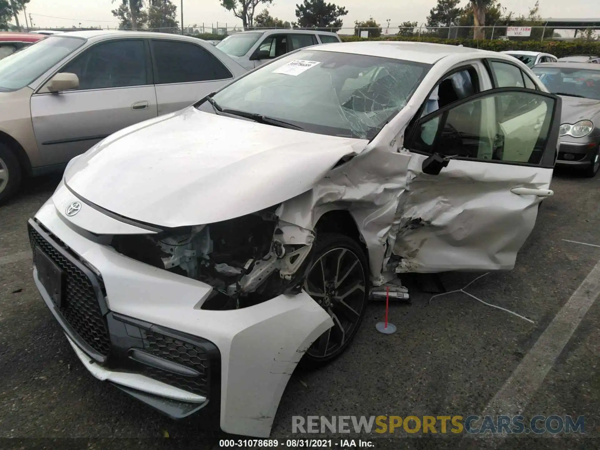 2 Photograph of a damaged car JTDS4RCE9LJ052976 TOYOTA COROLLA 2020