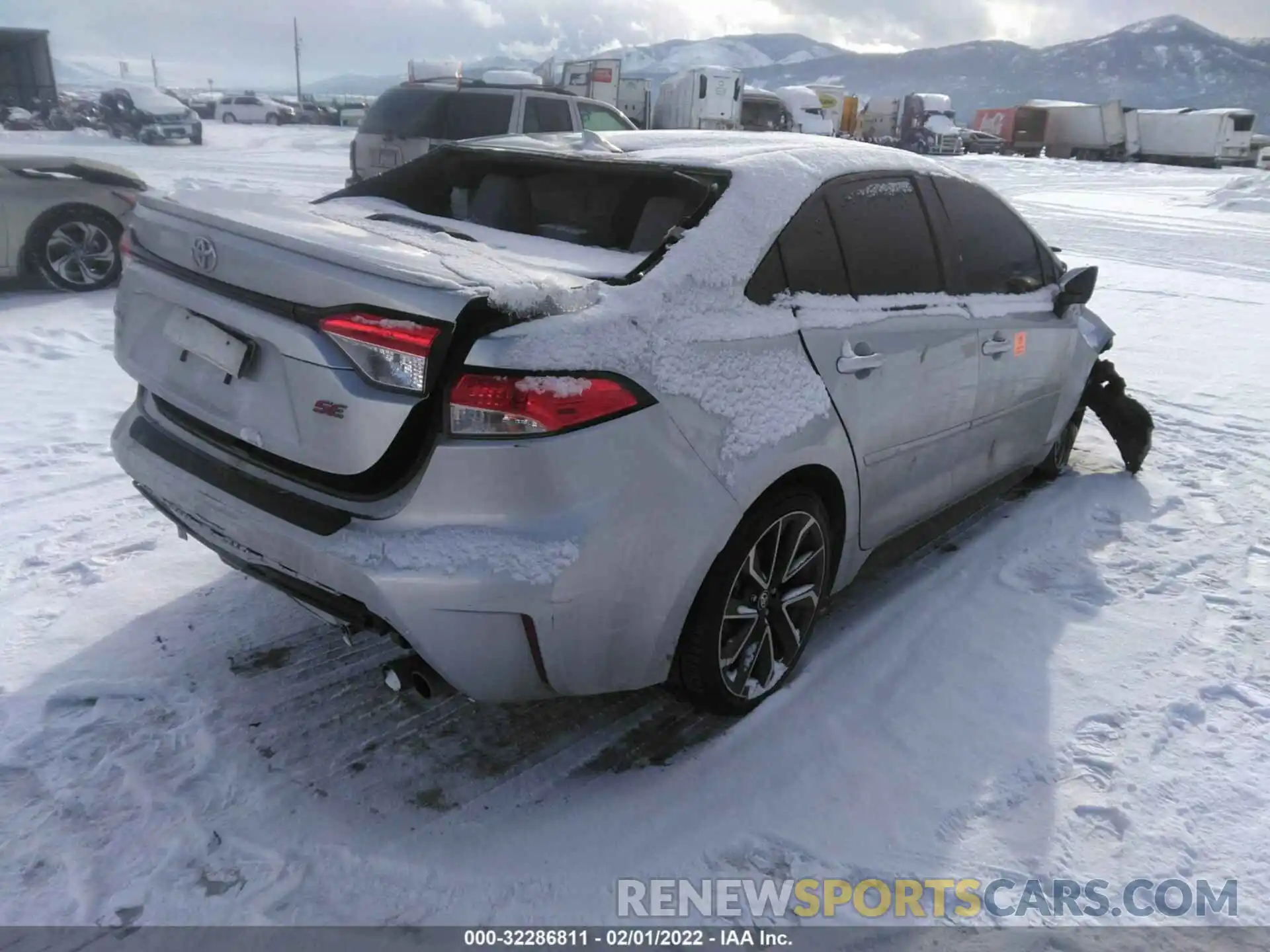 4 Photograph of a damaged car JTDS4RCEXLJ001907 TOYOTA COROLLA 2020