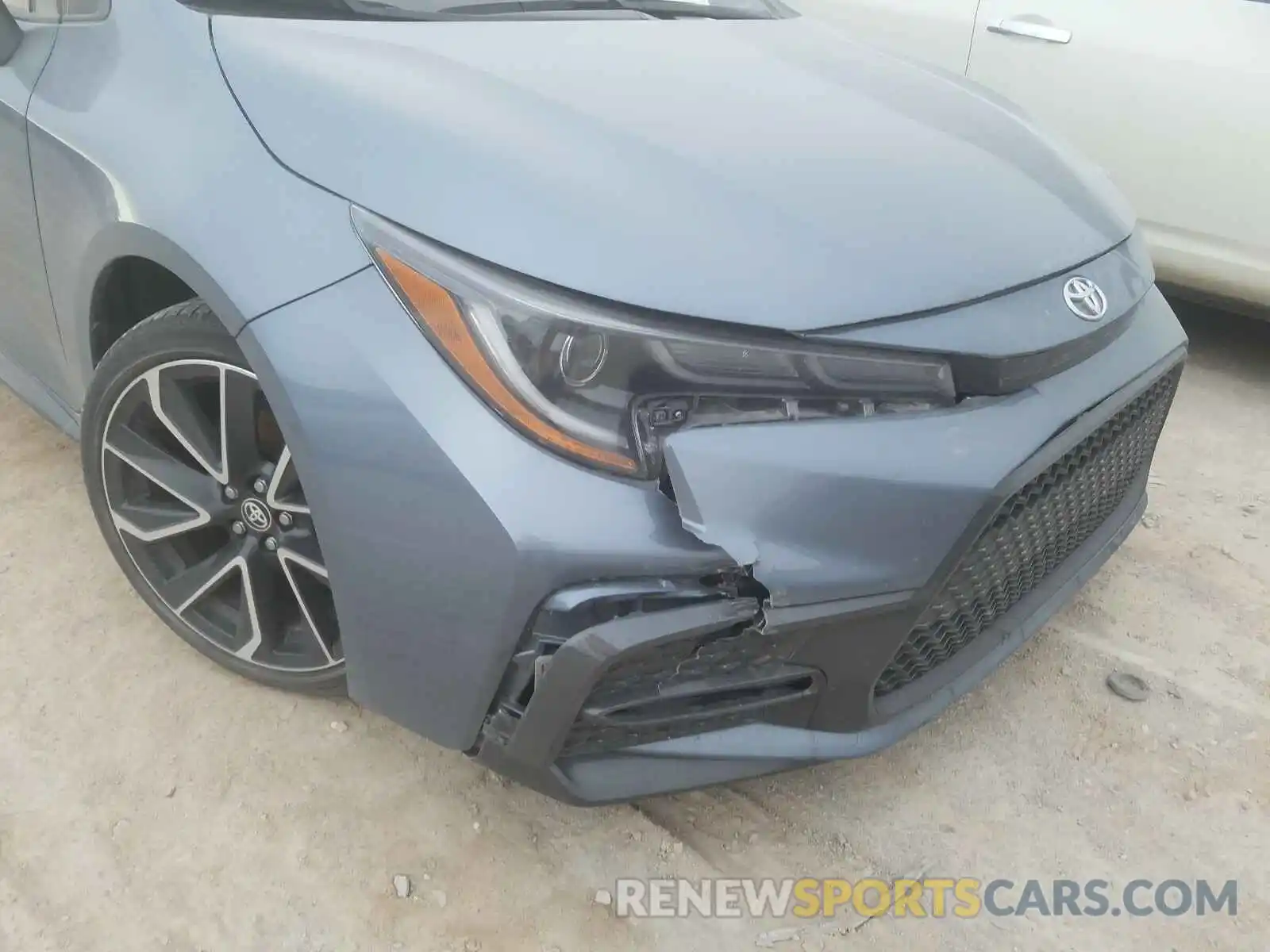 9 Photograph of a damaged car JTDS4RCEXLJ007190 TOYOTA COROLLA 2020