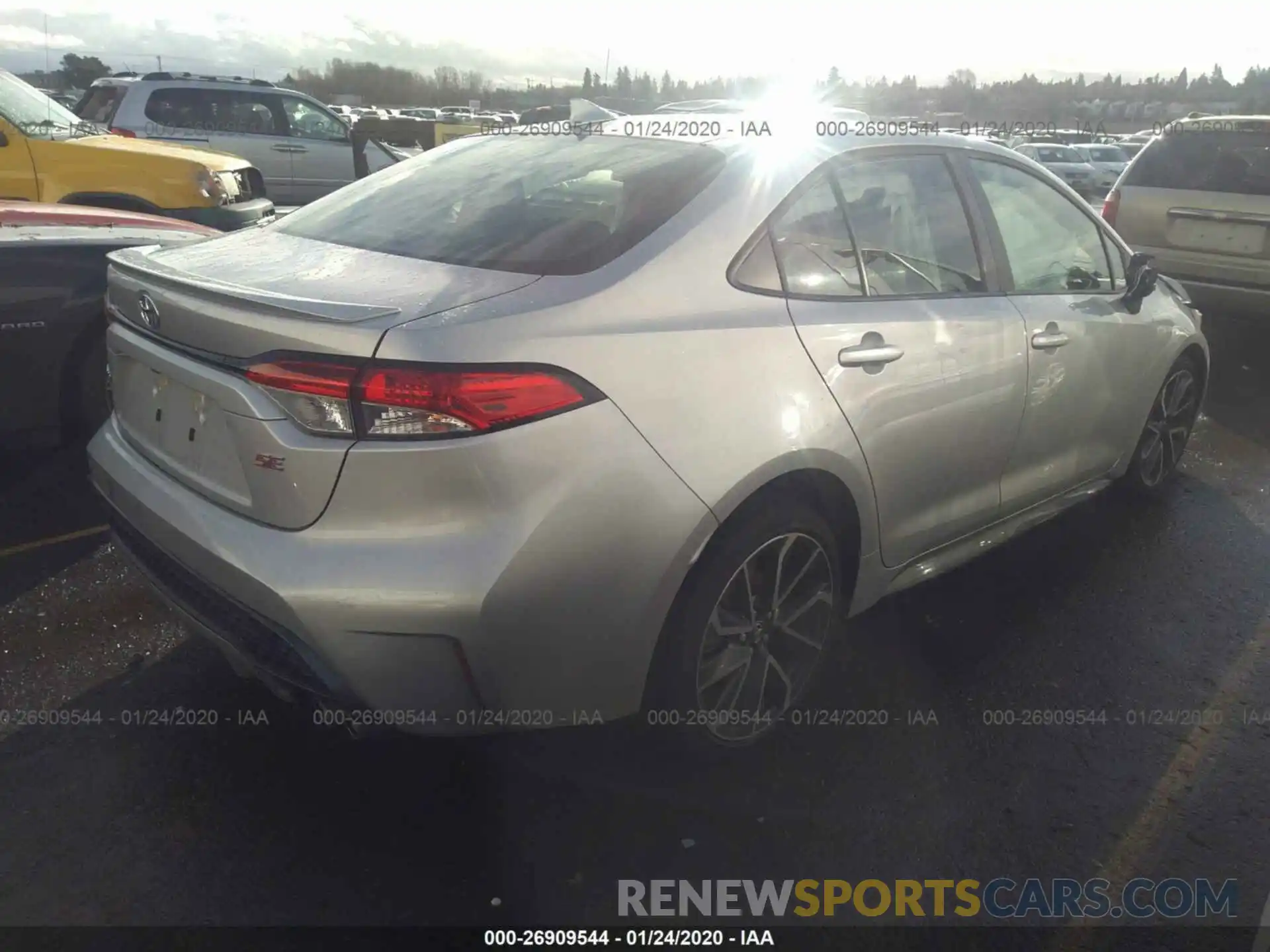 4 Photograph of a damaged car JTDS4RCEXLJ008257 TOYOTA COROLLA 2020