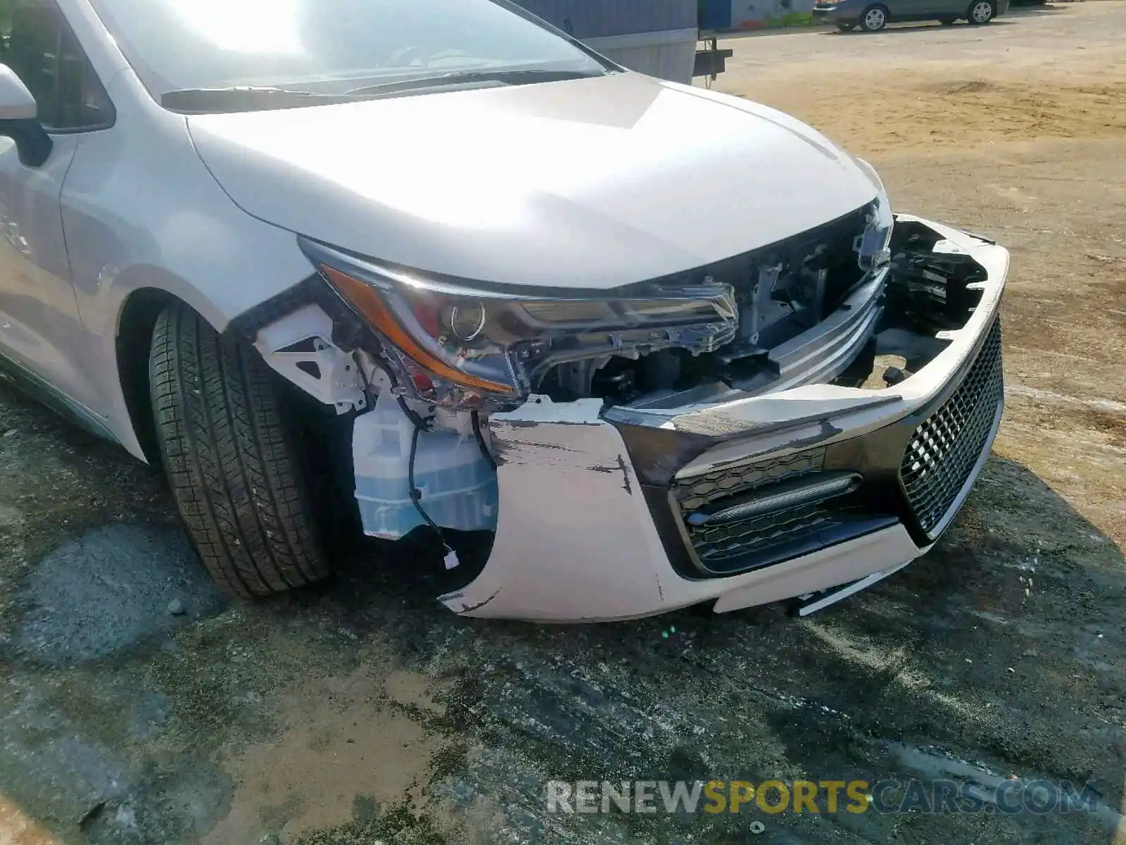 9 Photograph of a damaged car JTDS4RCEXLJ011434 TOYOTA COROLLA 2020