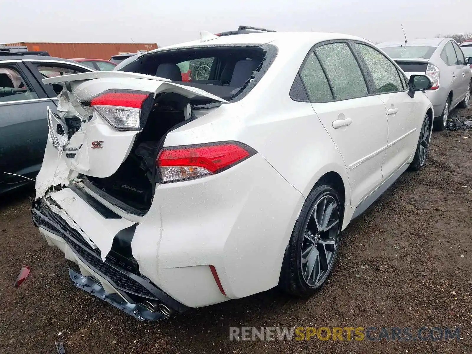 4 Photograph of a damaged car JTDS4RCEXLJ013054 TOYOTA COROLLA 2020