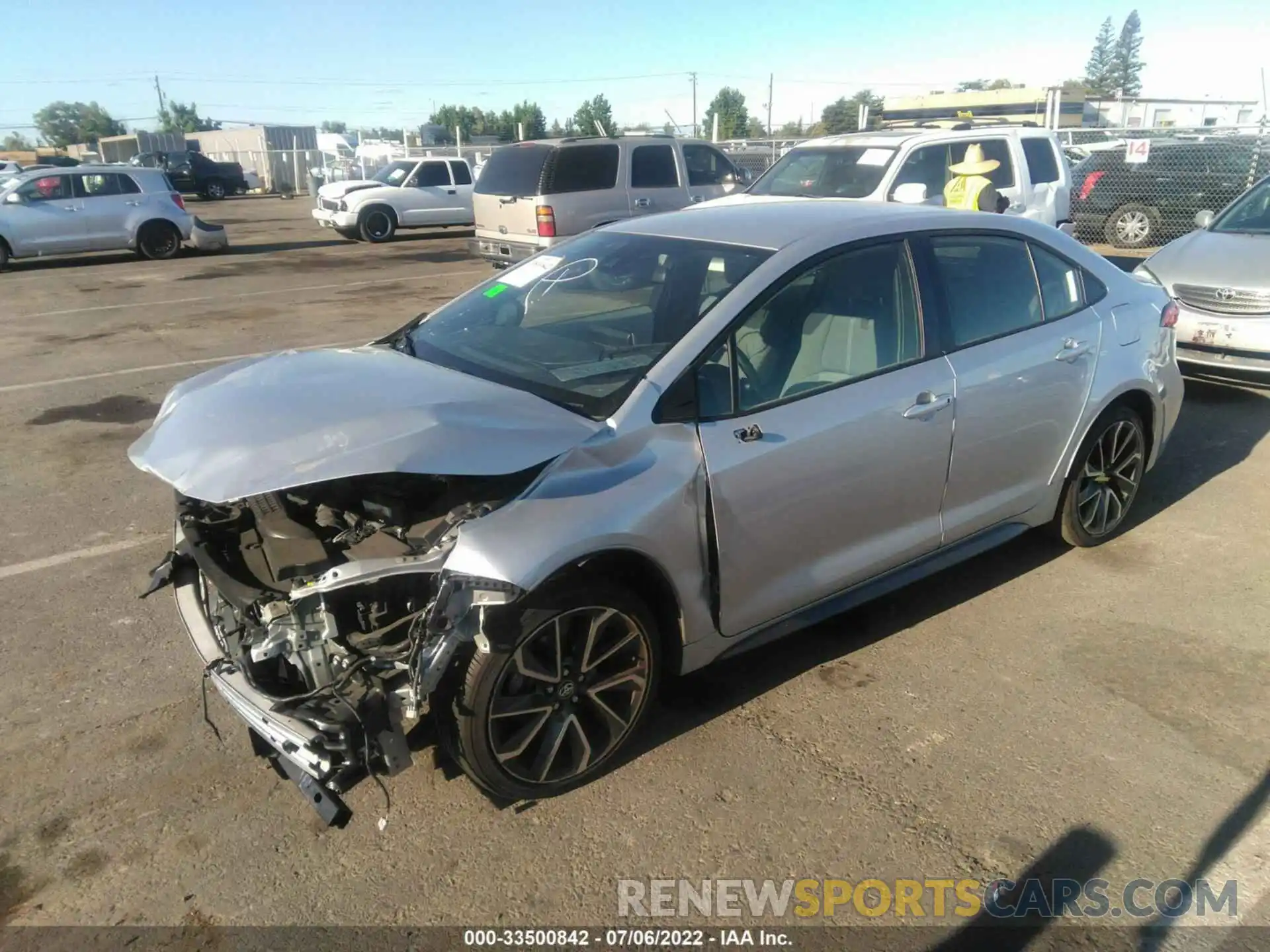 2 Photograph of a damaged car JTDS4RCEXLJ013202 TOYOTA COROLLA 2020