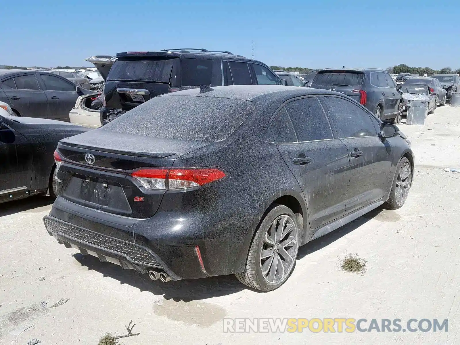 4 Photograph of a damaged car JTDS4RCEXLJ013572 TOYOTA COROLLA 2020