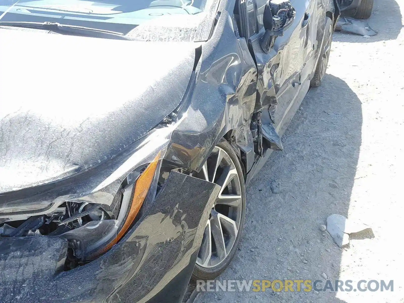 9 Photograph of a damaged car JTDS4RCEXLJ013572 TOYOTA COROLLA 2020