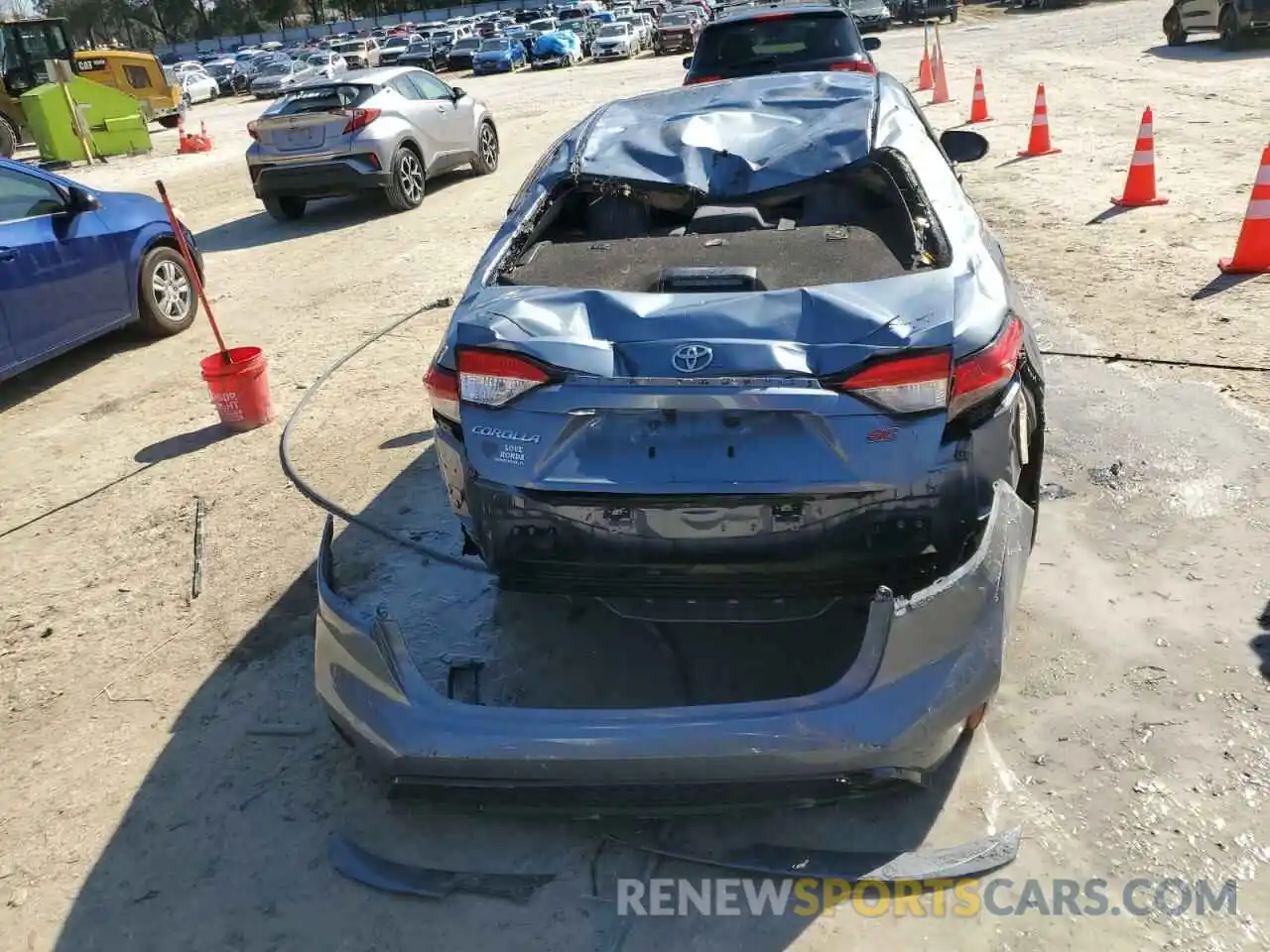 6 Photograph of a damaged car JTDS4RCEXLJ016987 TOYOTA COROLLA 2020