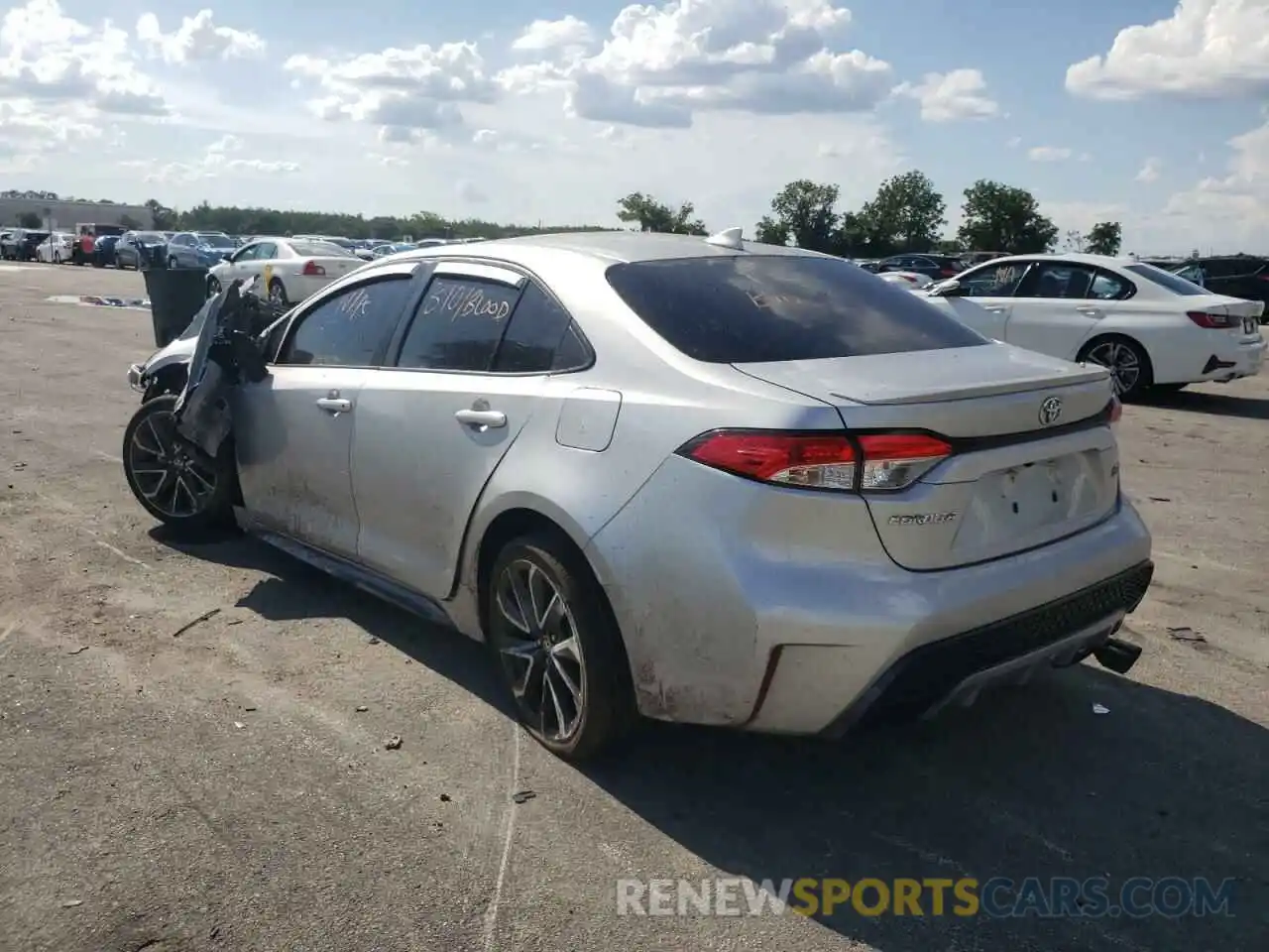 3 Photograph of a damaged car JTDS4RCEXLJ017198 TOYOTA COROLLA 2020