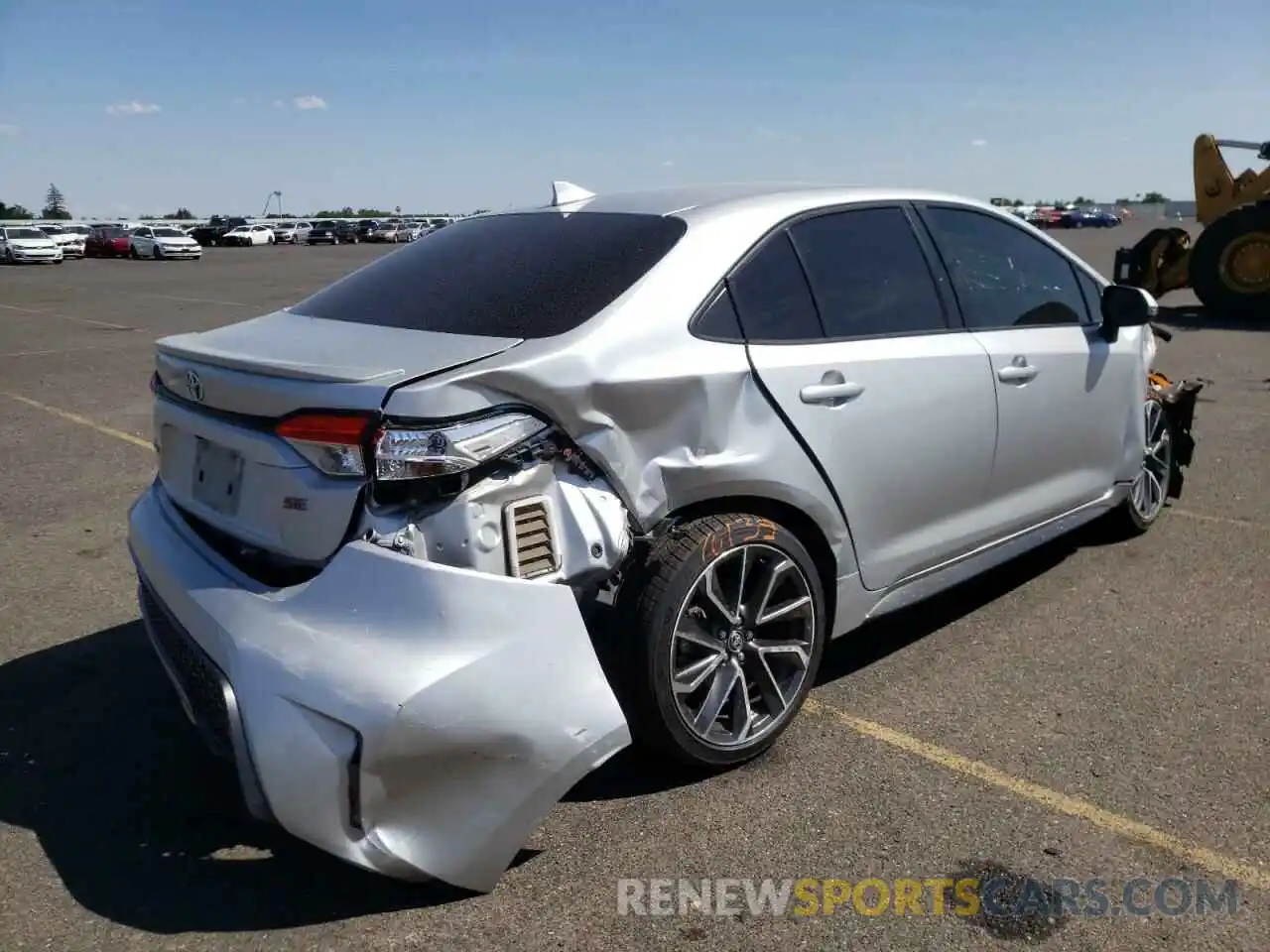 4 Photograph of a damaged car JTDS4RCEXLJ020294 TOYOTA COROLLA 2020