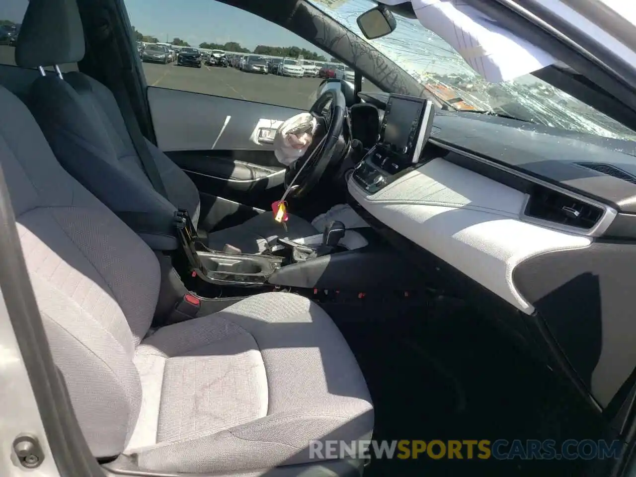 5 Photograph of a damaged car JTDS4RCEXLJ020294 TOYOTA COROLLA 2020