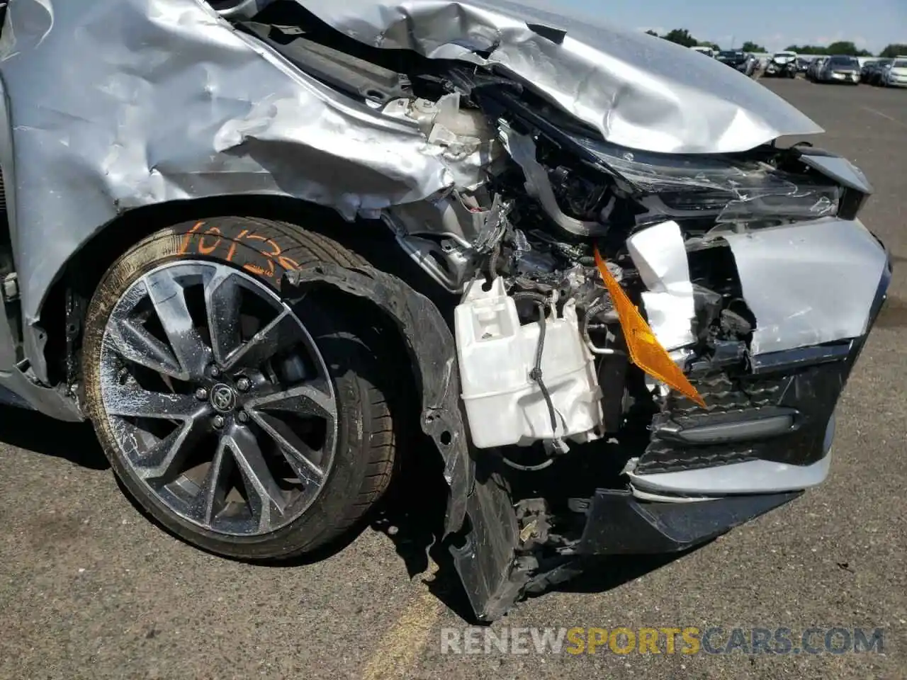 9 Photograph of a damaged car JTDS4RCEXLJ020294 TOYOTA COROLLA 2020